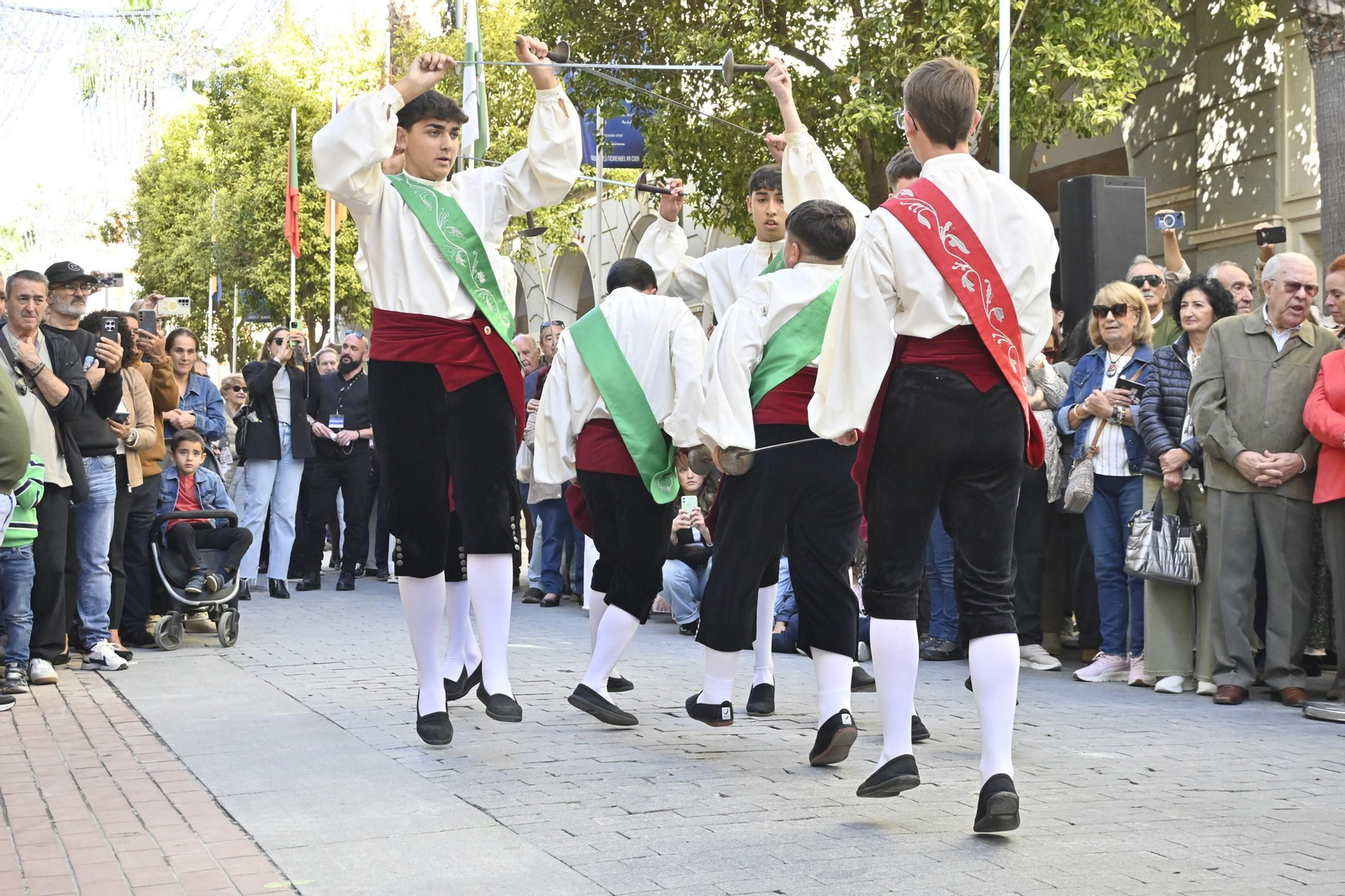 Las mejores mágenes del "II Encuentro de Danzas y Folclore Tradicional" de la provincia de Huelva