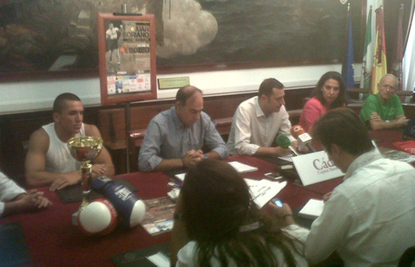 Cádiz recupera el boxeo con un homenaje a Juan Soriano