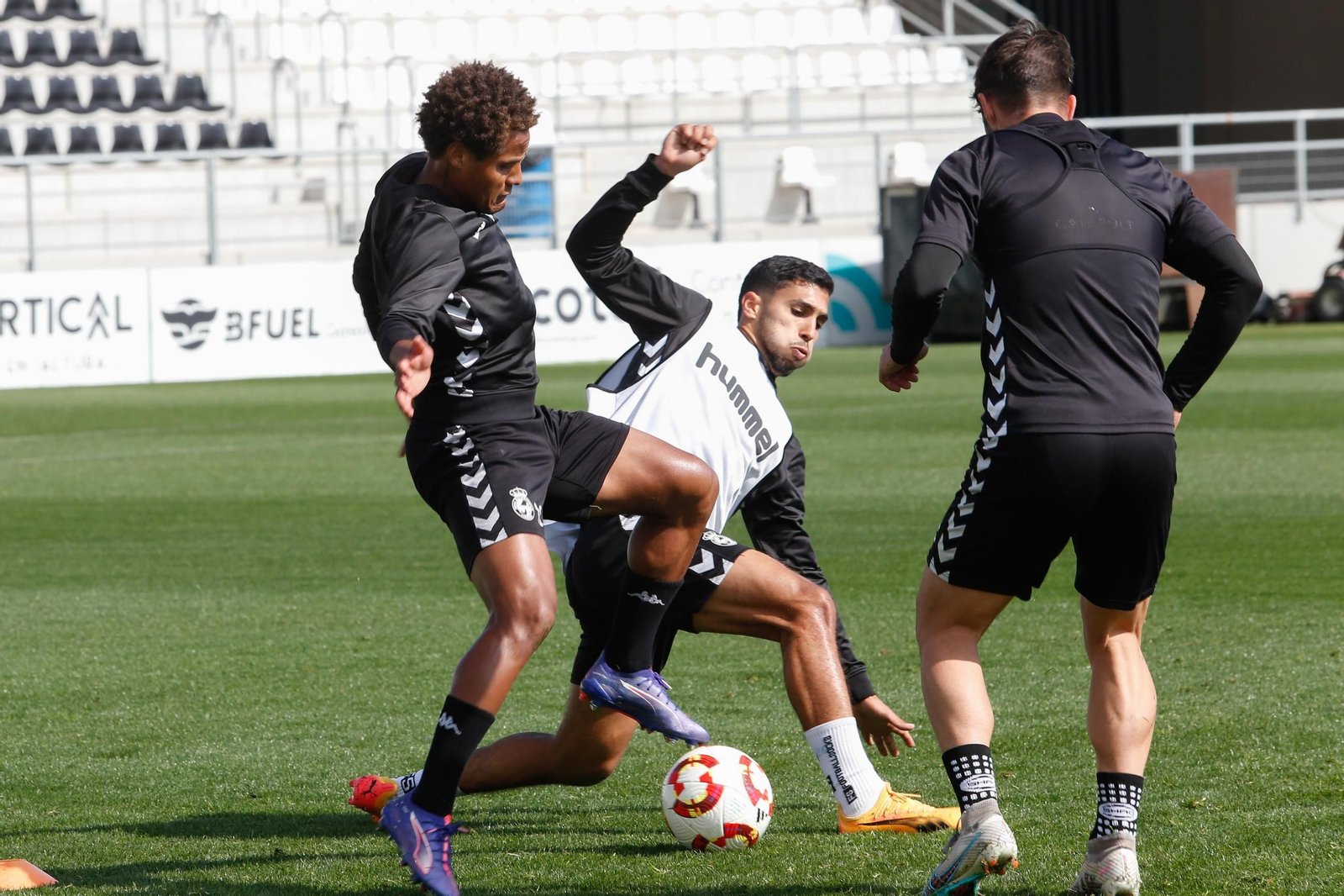 Las fotos del entrenamiento de la Balona previo a su visita al UCAM Murcia
