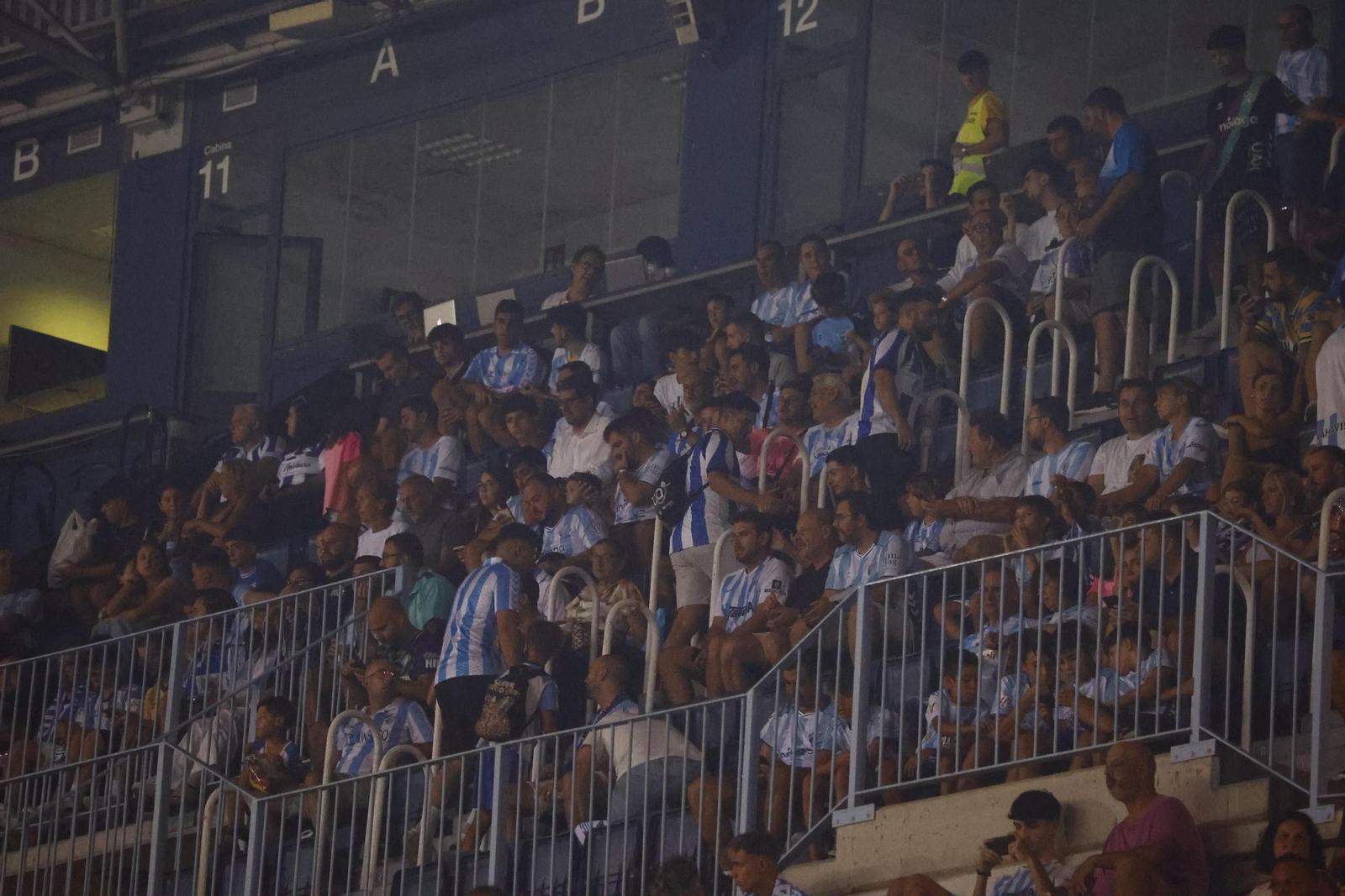 Búscate en las gradas de La Rosaleda en el Málaga CF-Real Sociedad B