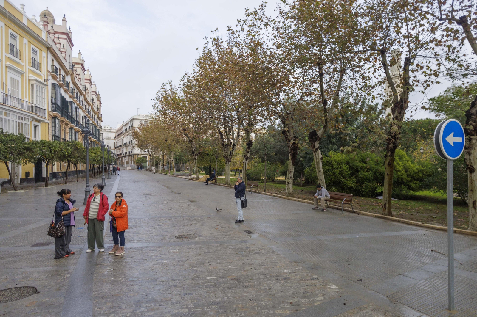 Las imágenes de la apertura de la nueva plaza de España. Las imágenes de la apertura de la nueva plaza de España.