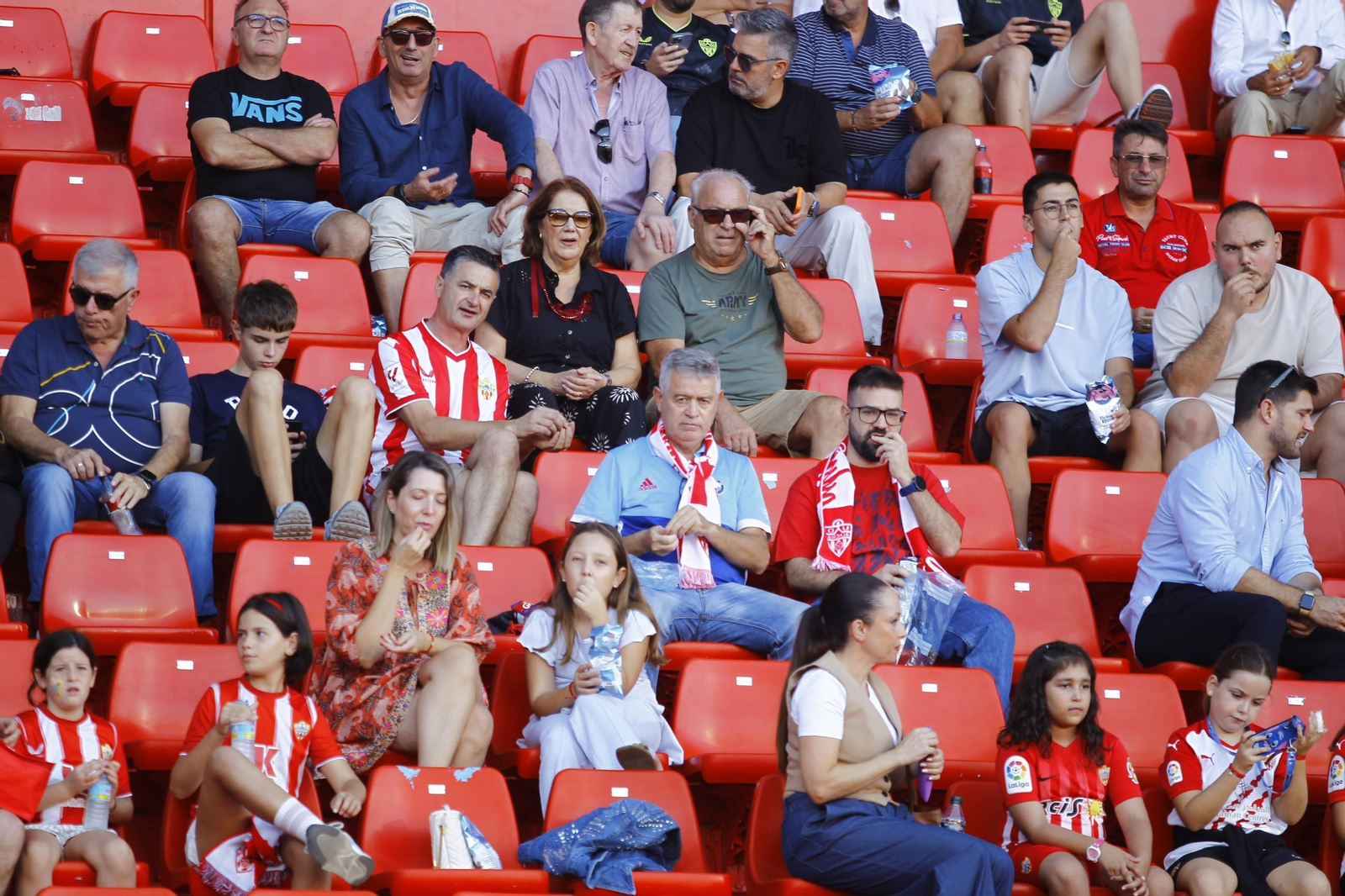 Búscate en el partido U.D. Almería-Real Burgos