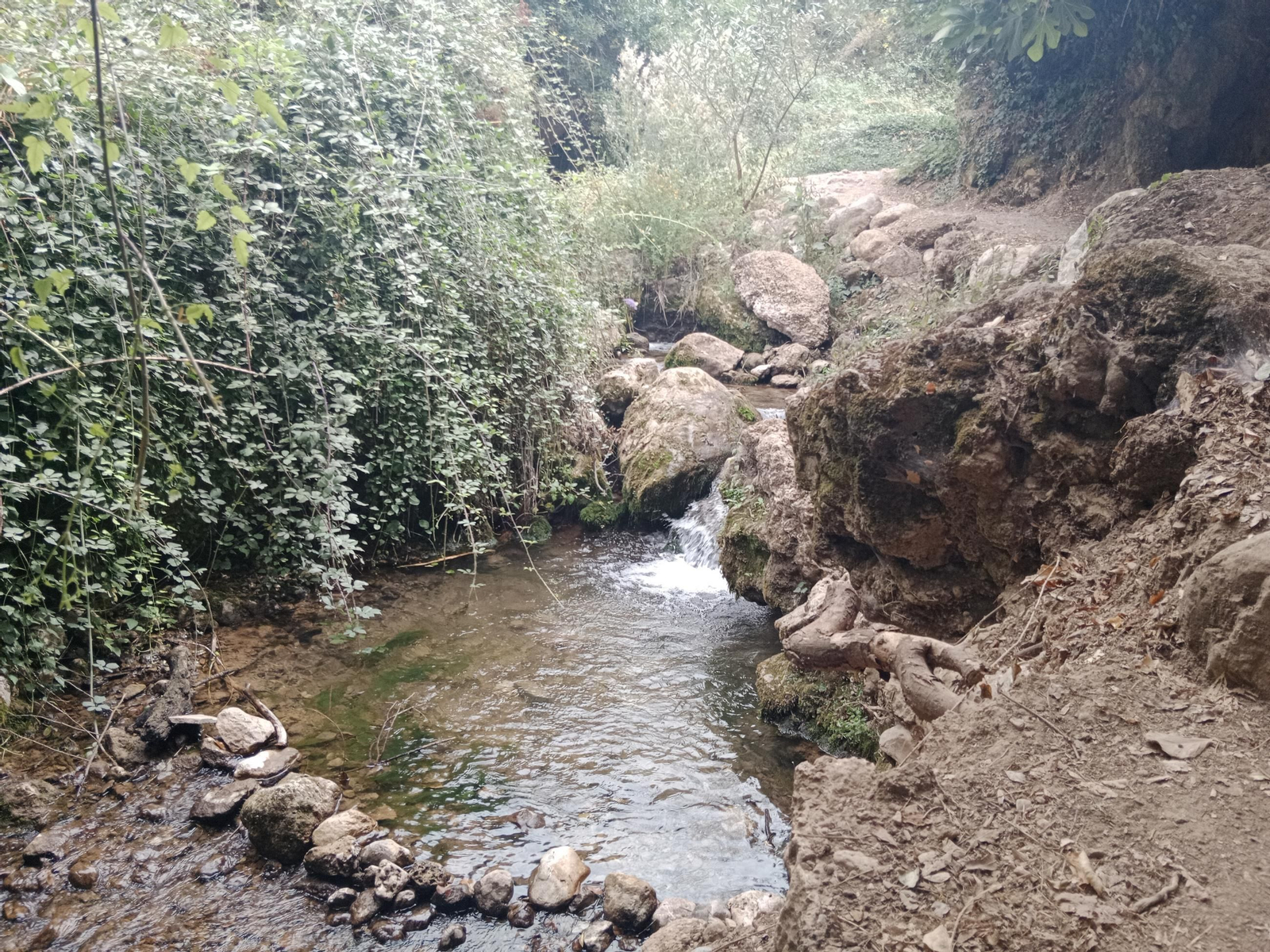 Así está en septiembre la preciosa cascada que puedes ver en Jaén