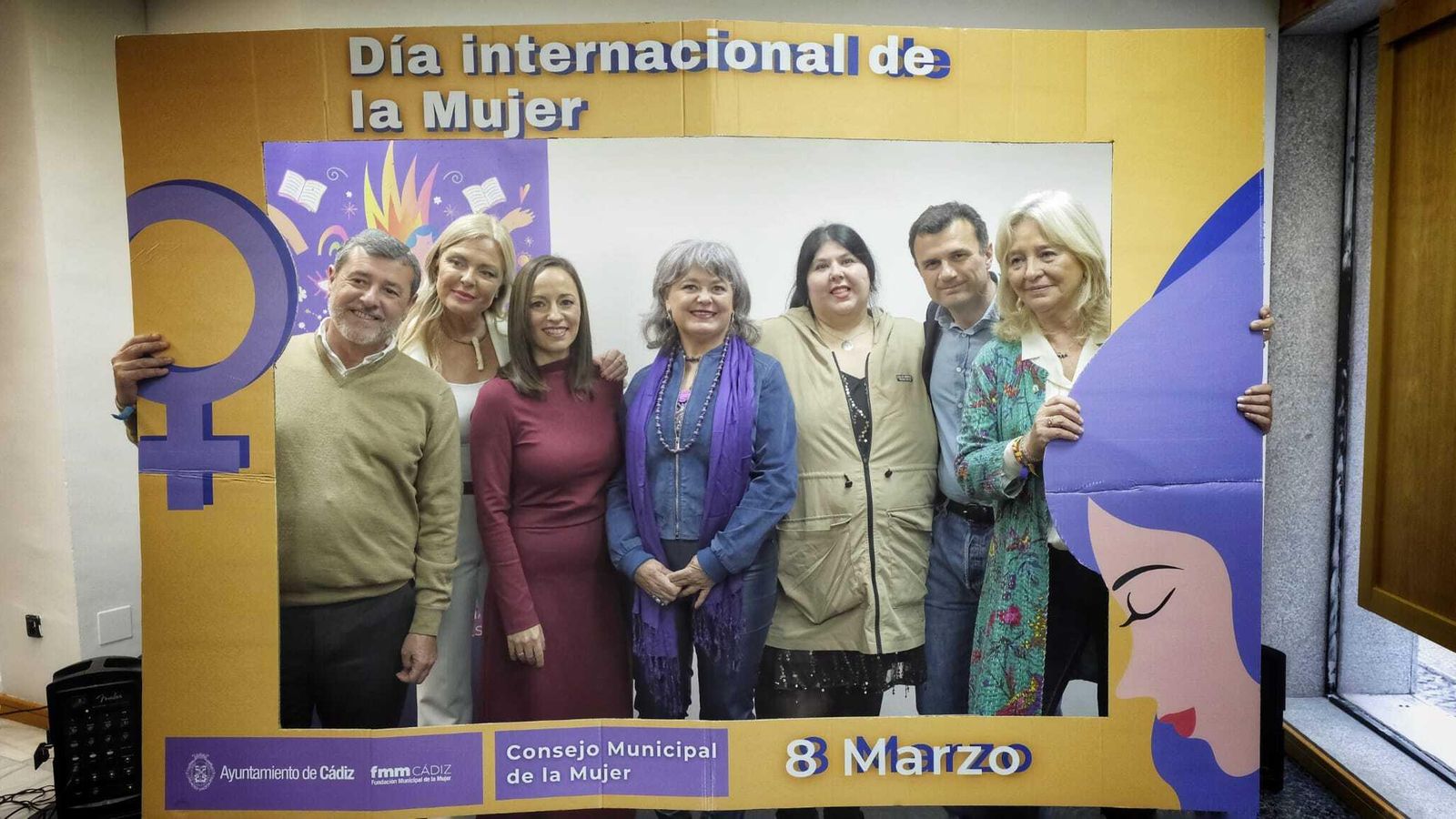 Alfonso Candón, Blanca Merino, Virginia Martín, Blanca Flores, Rosa Núñez, Bruno García y Mercedes Colombo. Alfonso Candón, Blanca Merino, Virginia Martín, Blanca Flores, Rosa Núñez, Bruno García y Mercedes Colombo.