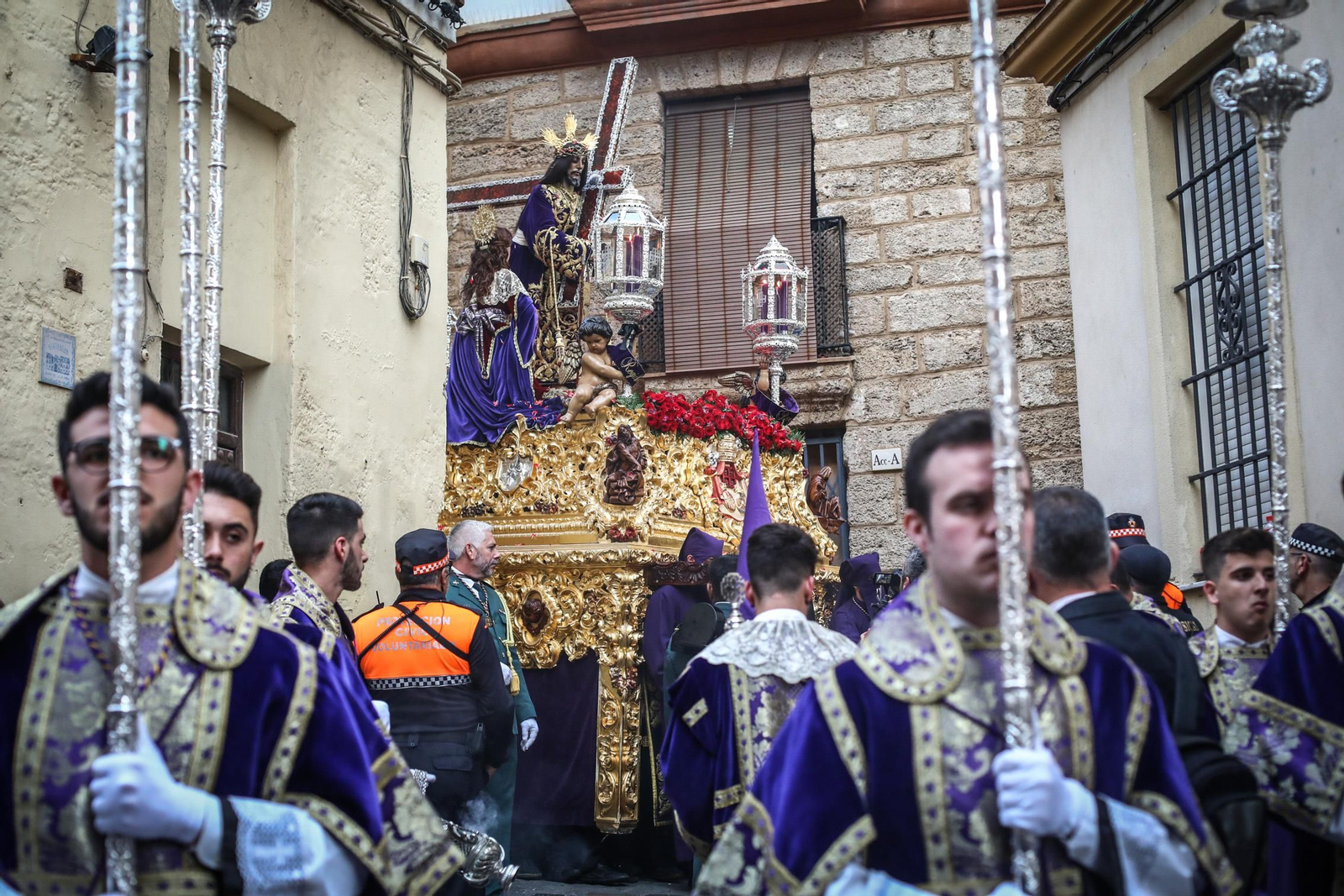 Salida procesional de la hermandad del Nazareno