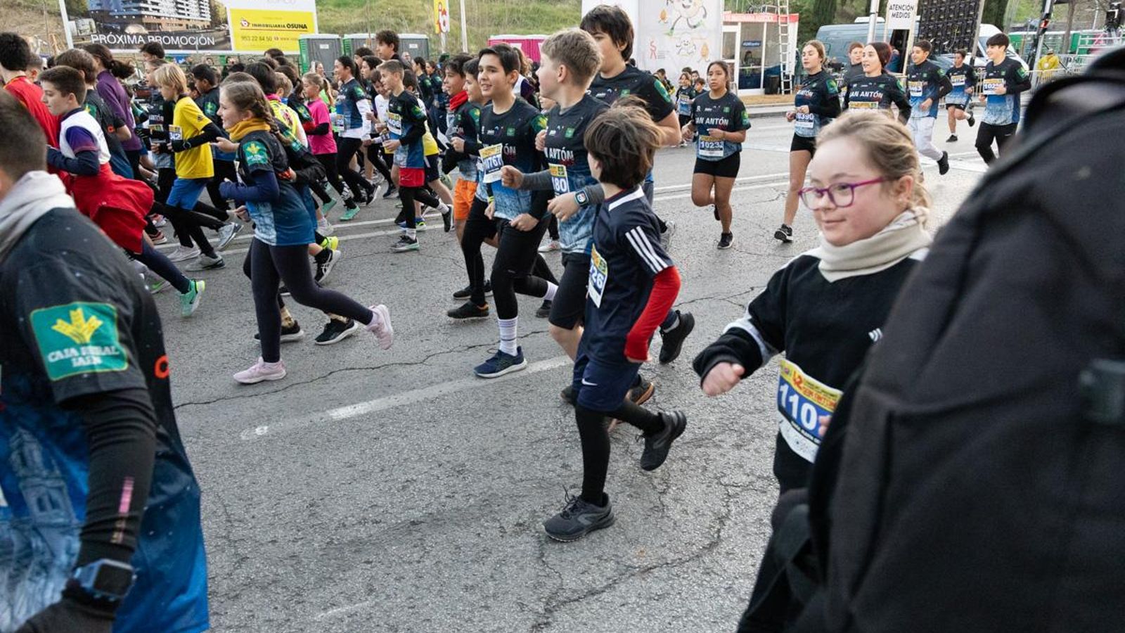 En imágenes: Las promesas del atletismo brillan en la Carrera Infantil de San Antón 2025
