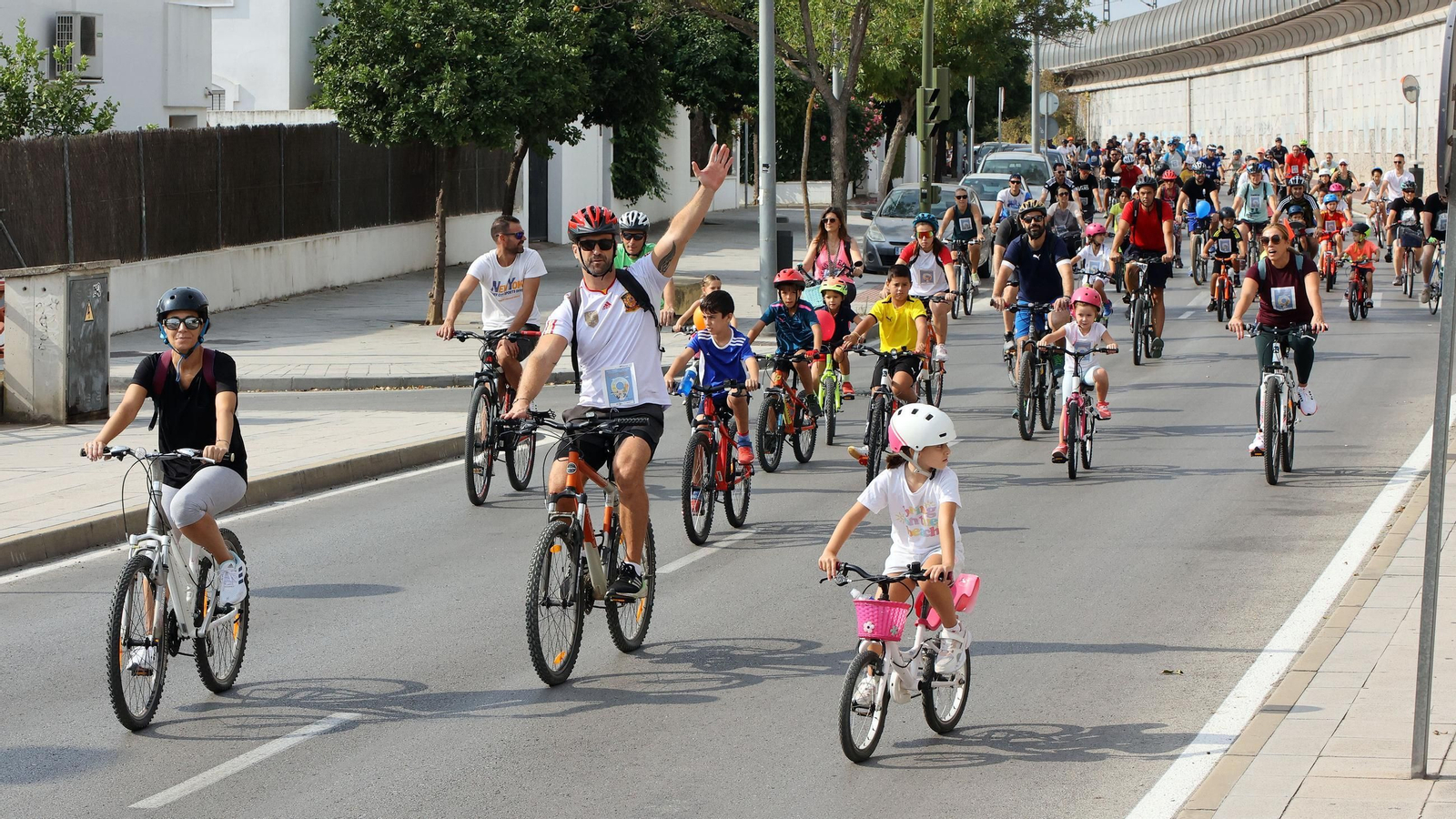 Búscate en el Día de la Bici Amistad por Jerez