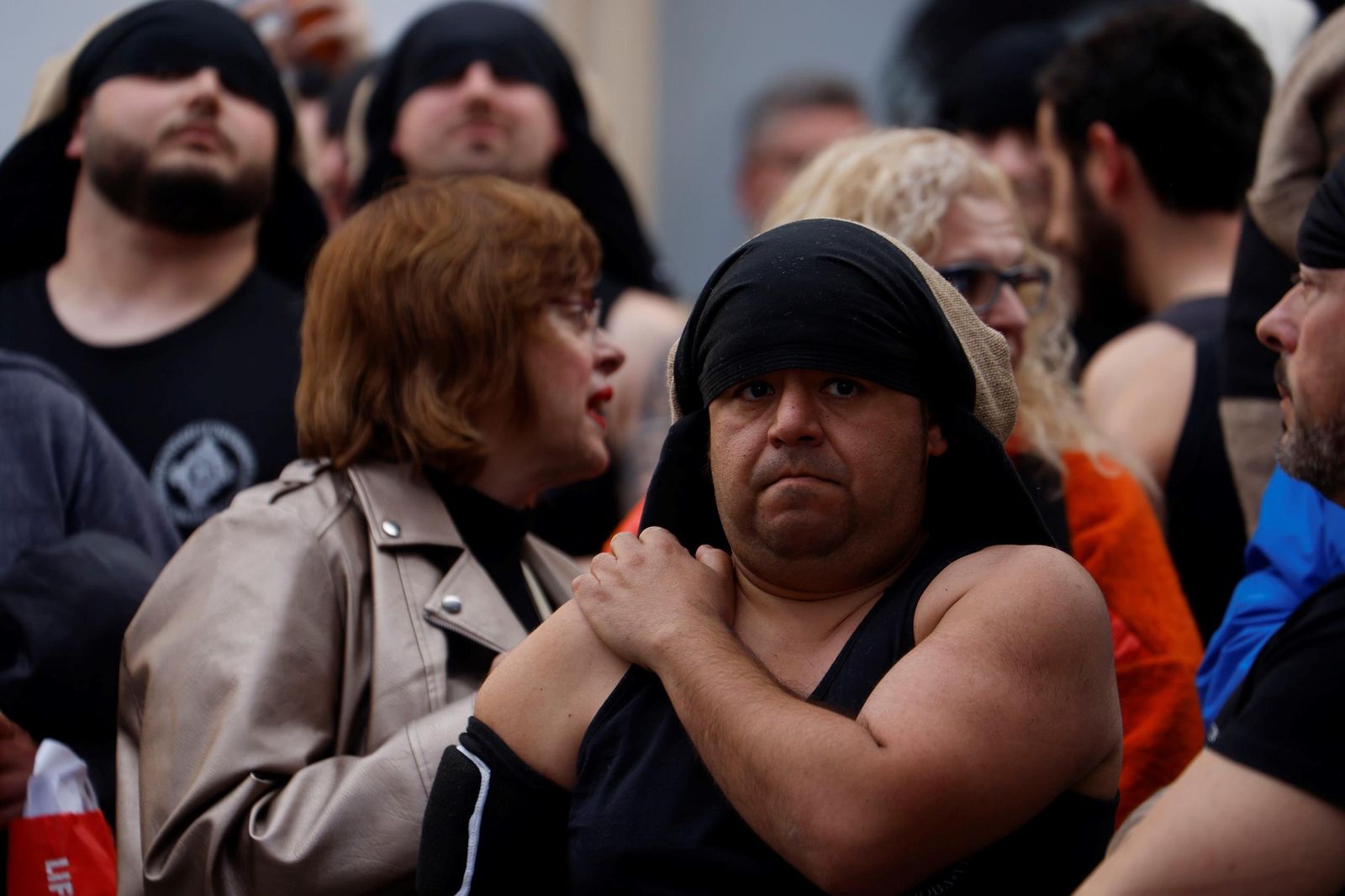 La procesión de la Universitaria en este Martes Santo de Córdoba, en imágenes