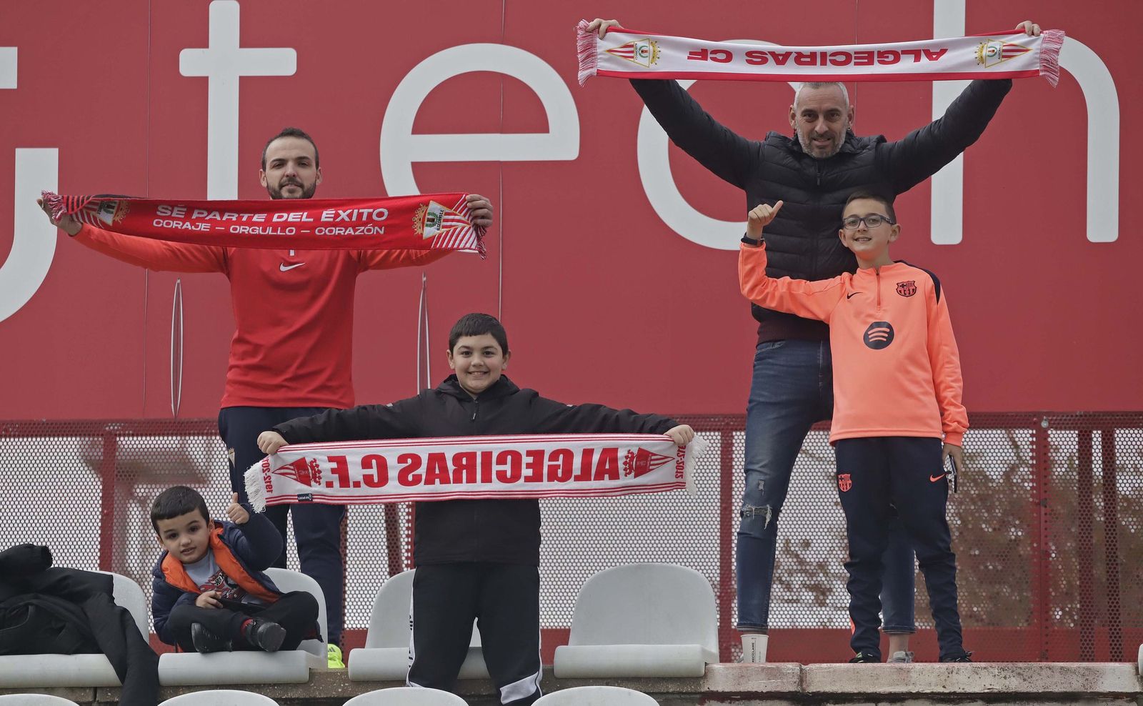 Búscate en el Nuevo Mirador durante el Algeciras - Eldense de Primera Federación