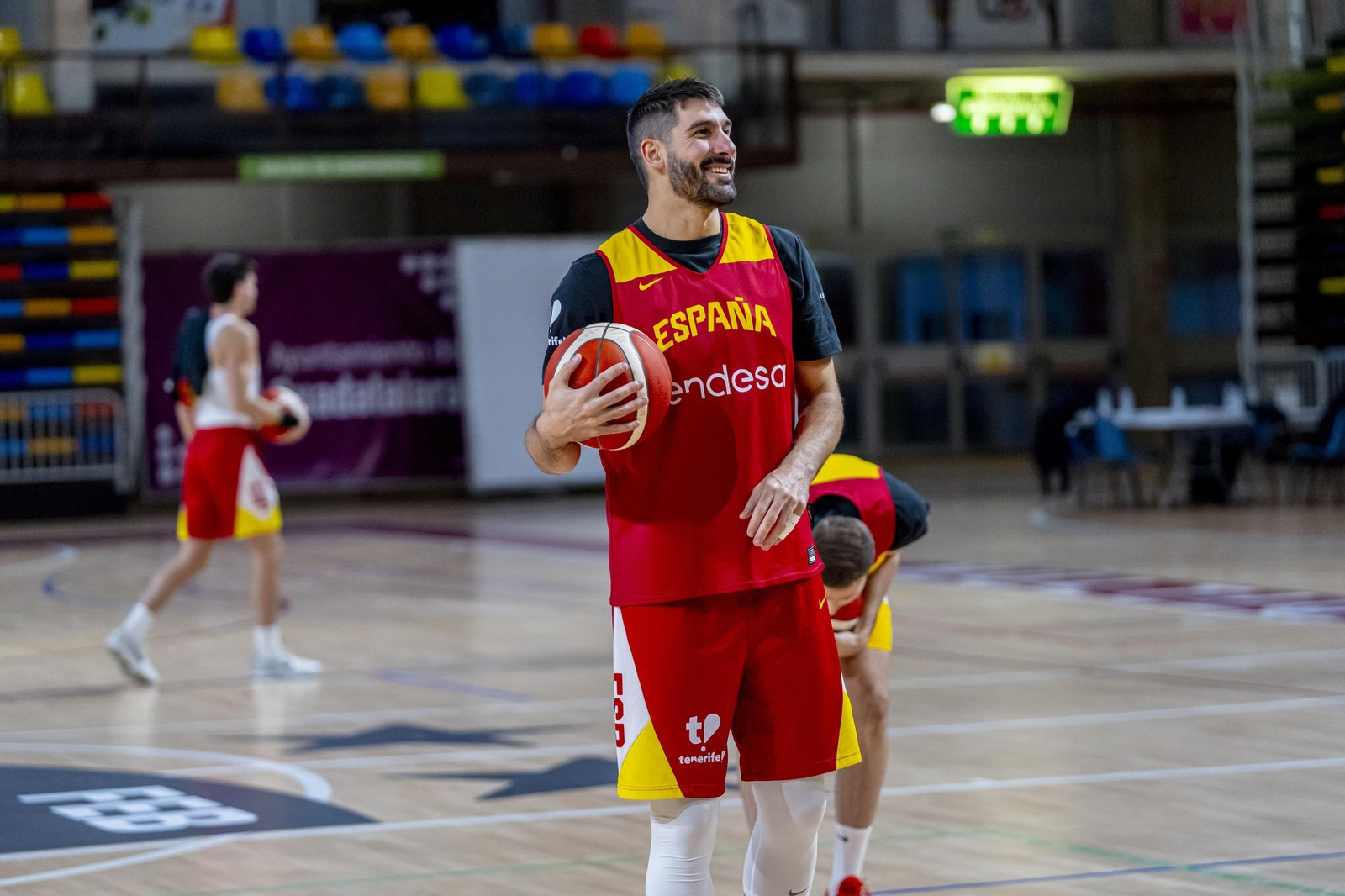 Alberto Díaz, Francis Alonso y Paco Aurioles, en la primera España de Chus Mateo