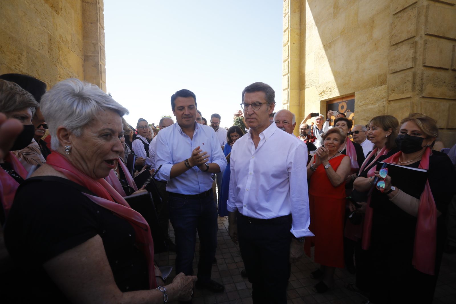 La visita de Núñez-Feijóo a Córdoba, en imágenes