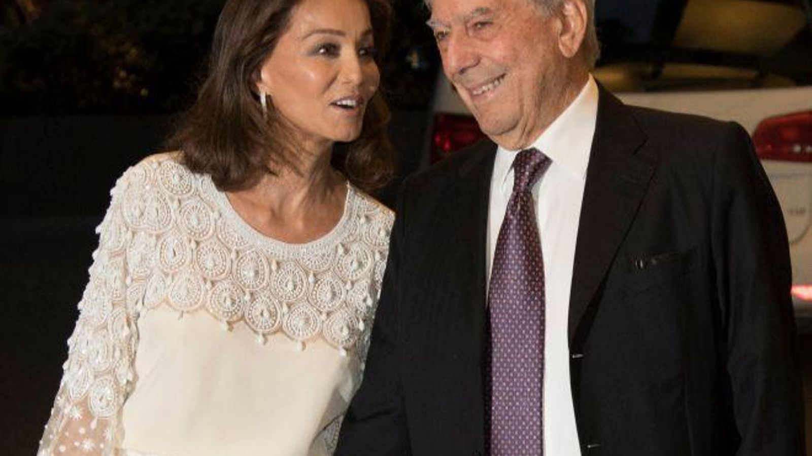 Isabel y su actual pareja, el escritor Mario Vargas Llosa. Isabel y su actual pareja, el escritor Mario Vargas Llosa.