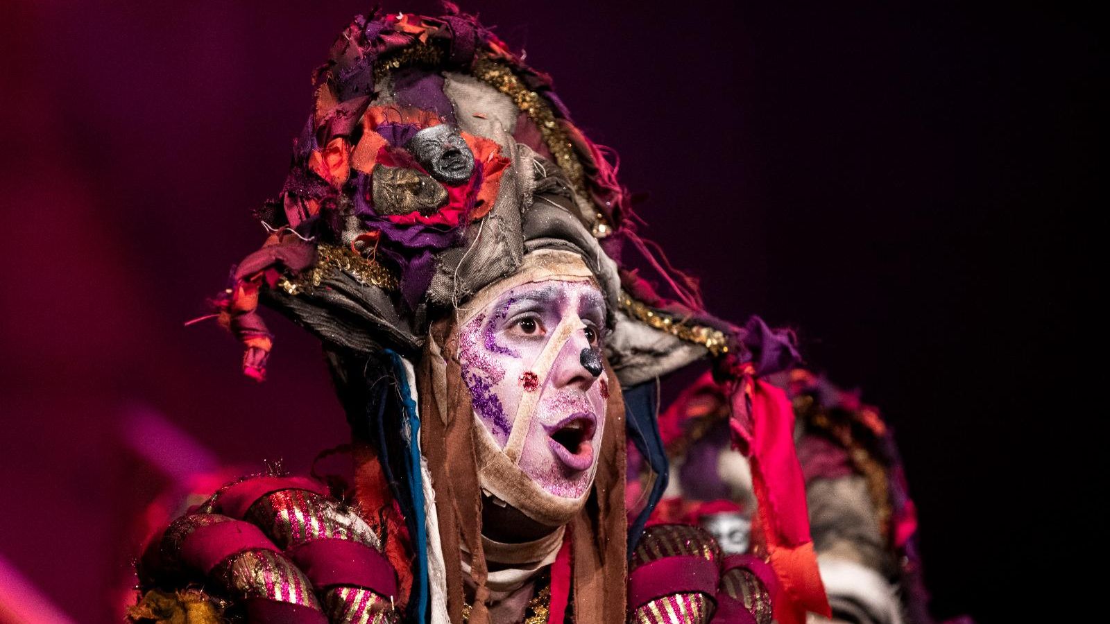 Búscate entre las mejores imágenes de la final del COAC 2025 del Carnaval de Cádiz