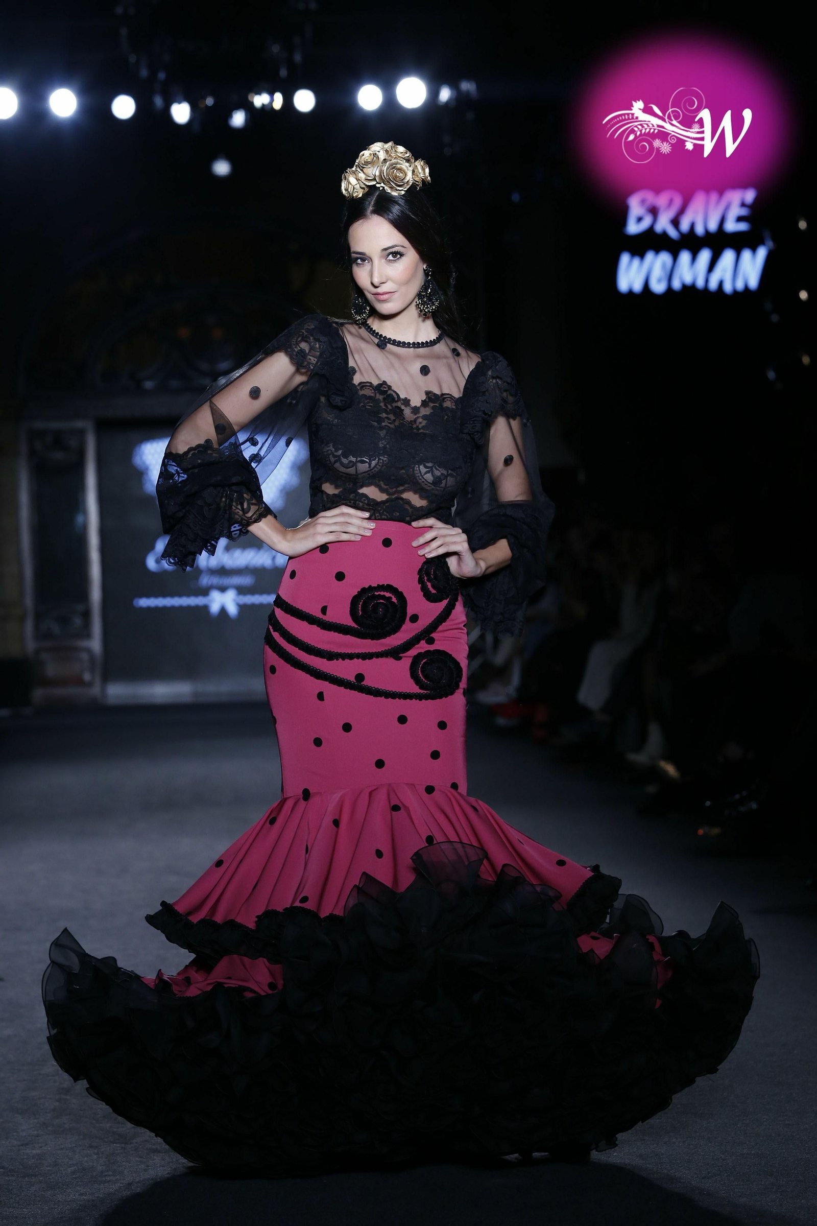 El abanico artesanía expone su colección 2020 en un desfile en We Love Flamenco, todas las fotos