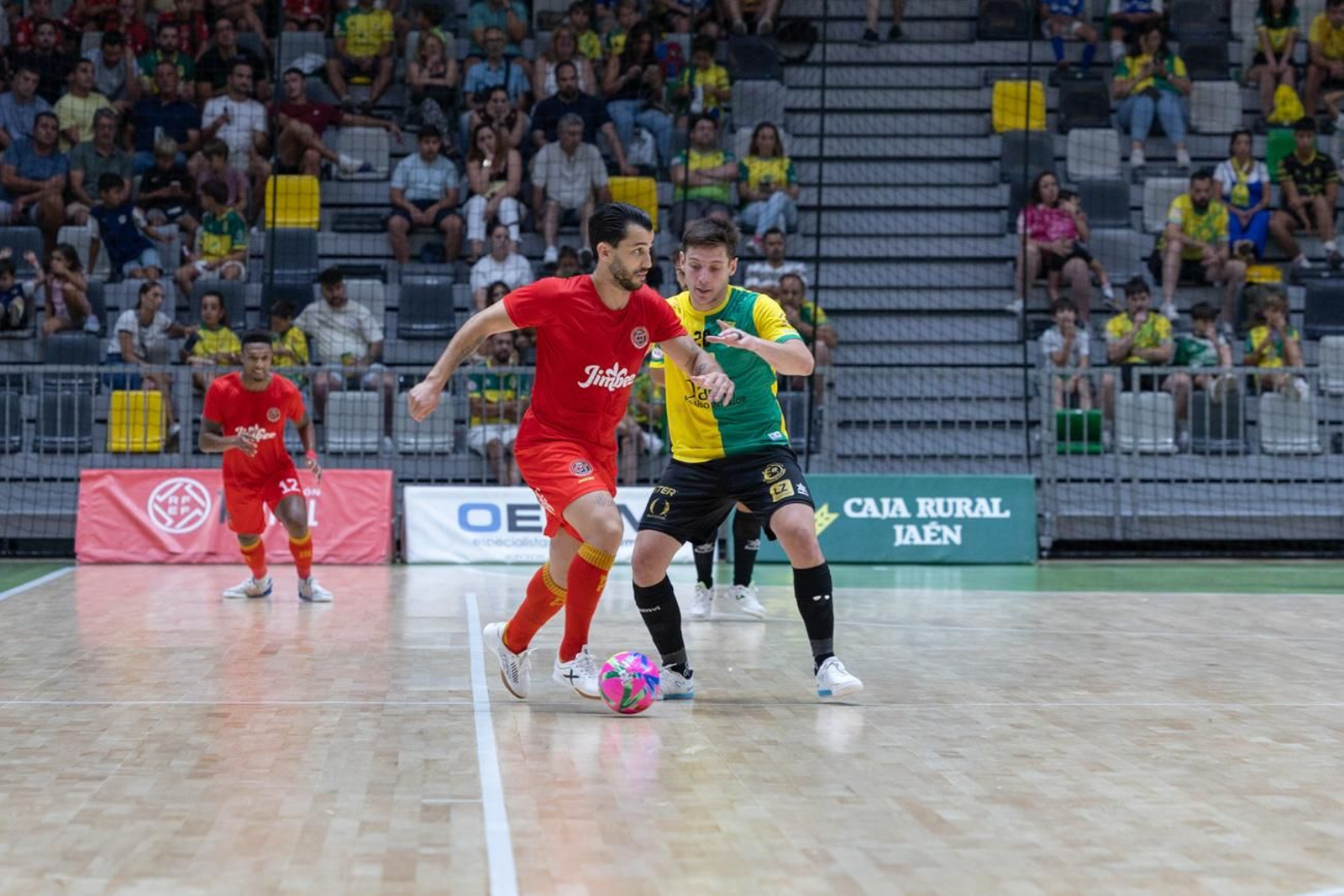 Jiennenses y cartageneros protagonizan el choque que cierra la jornada.