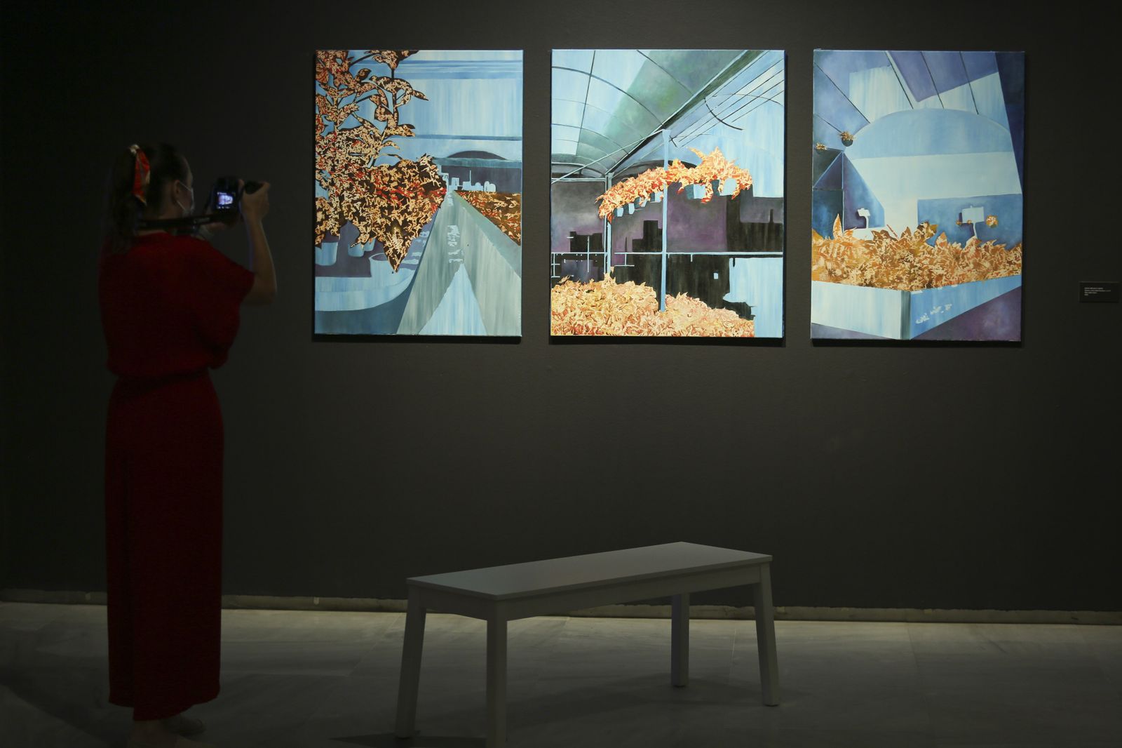 Obras reunidas en la exposición que acoge el Rectorado de la UMA.