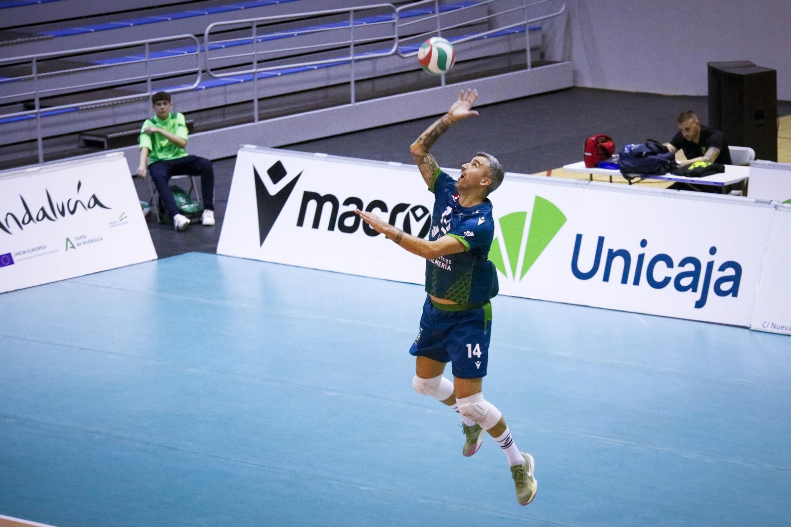 Unicaja Costa de Almería-Arenal Emeve de la Superliga, en imágenes