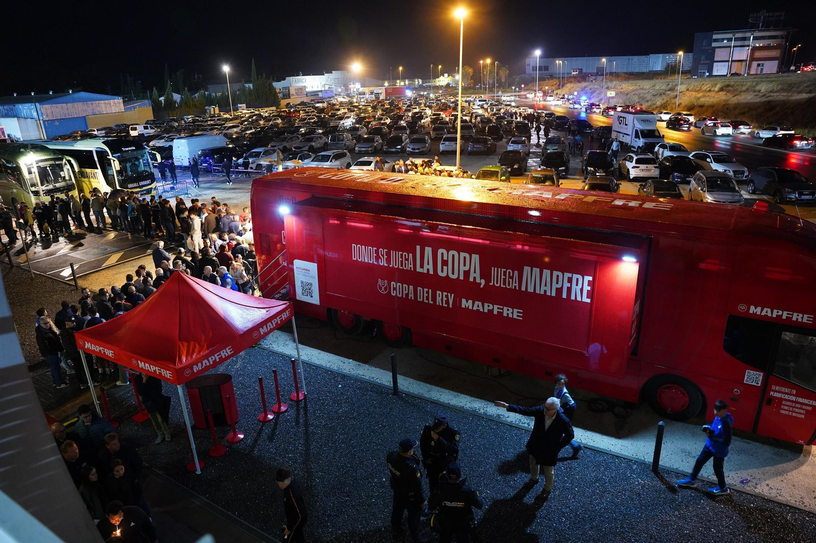 Las mejores fotos del paso de un Villarreal de Champions por Lucena.