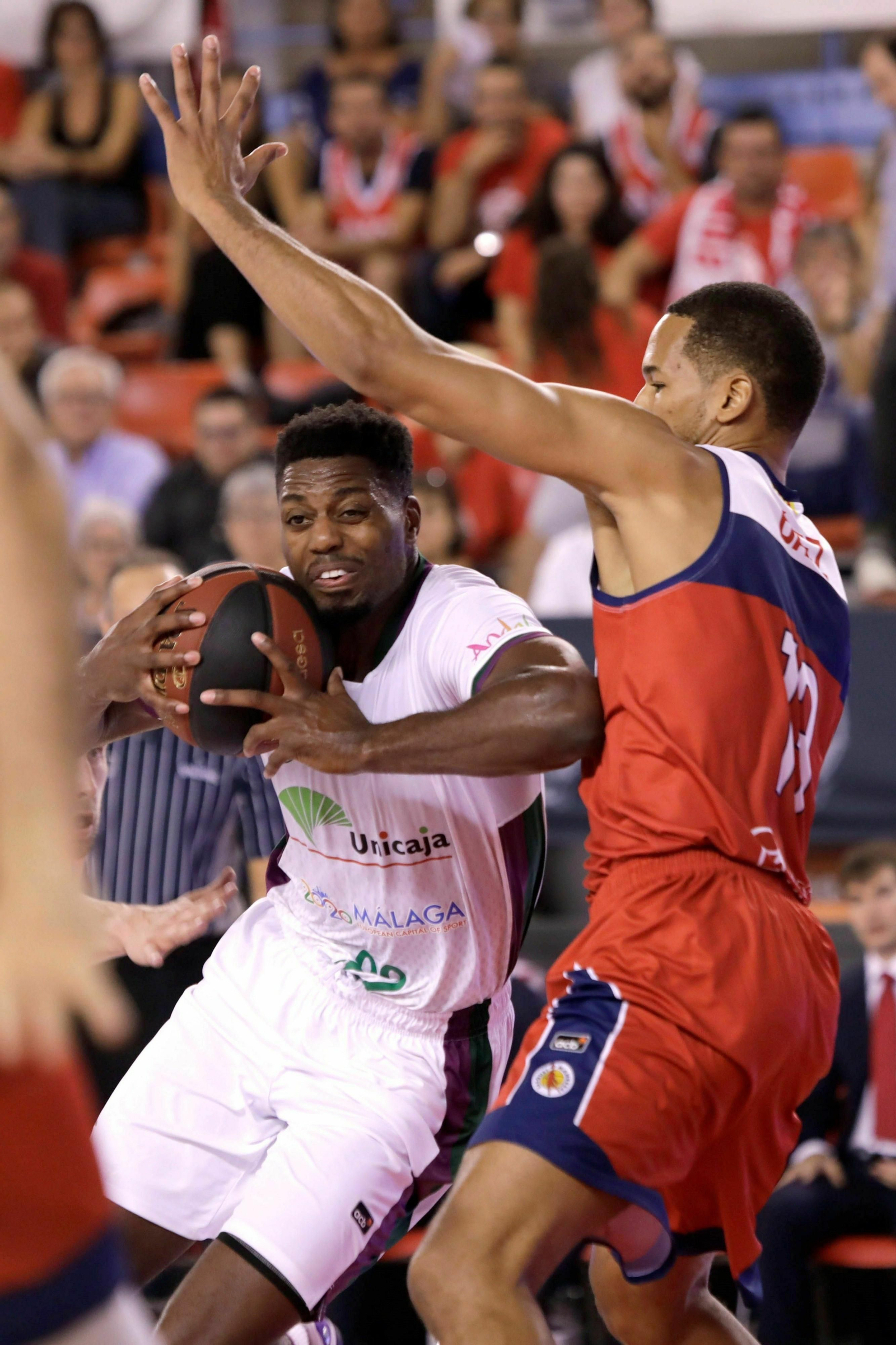 Las fotos del Baxi Manresa - Unicaja Baloncesto