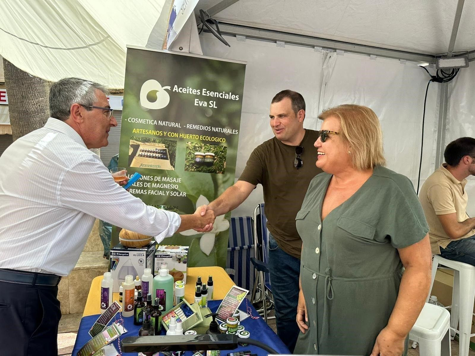 Francisco Salado visita la Feria de Sabor a Málaga en Rincón de la Victoria.