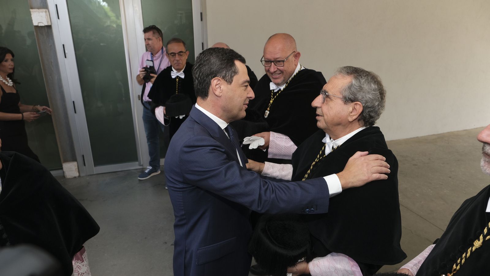 El Presidente de la Junta Juanma Moreno, inaugura el curso universitario andaluz en Almería