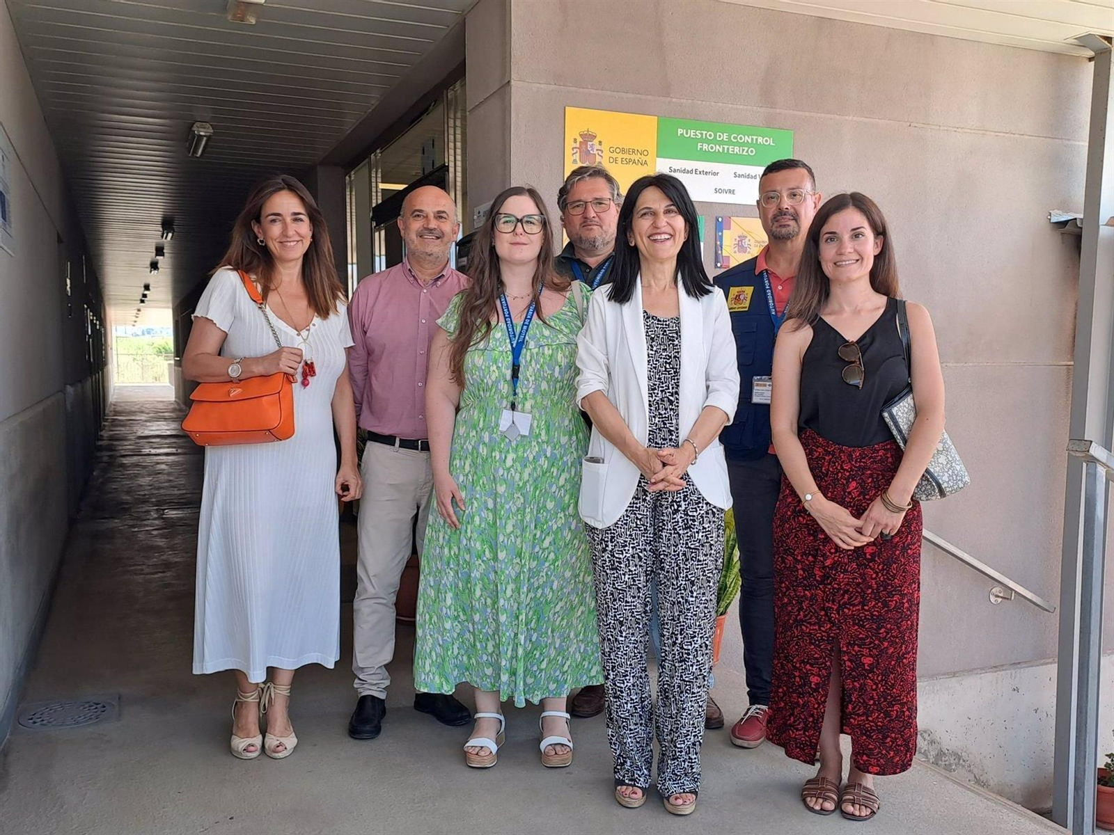 Profesionales del Servicio de Dependencia Provincial del área de Sanidad y Política Exterior en el Puesto de Inspección Fronteriza de Motril. Fronteriza de Motril