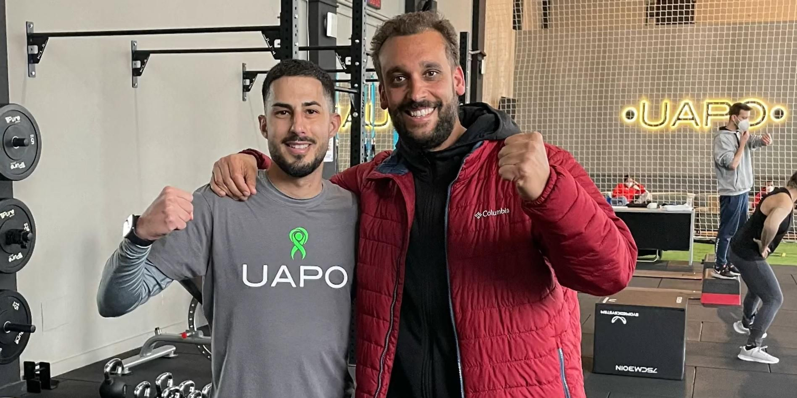 El ex jugador del Granada CF, Nico Hidalgo, lucha junto a Spiriman contra el cáncer de pulmón