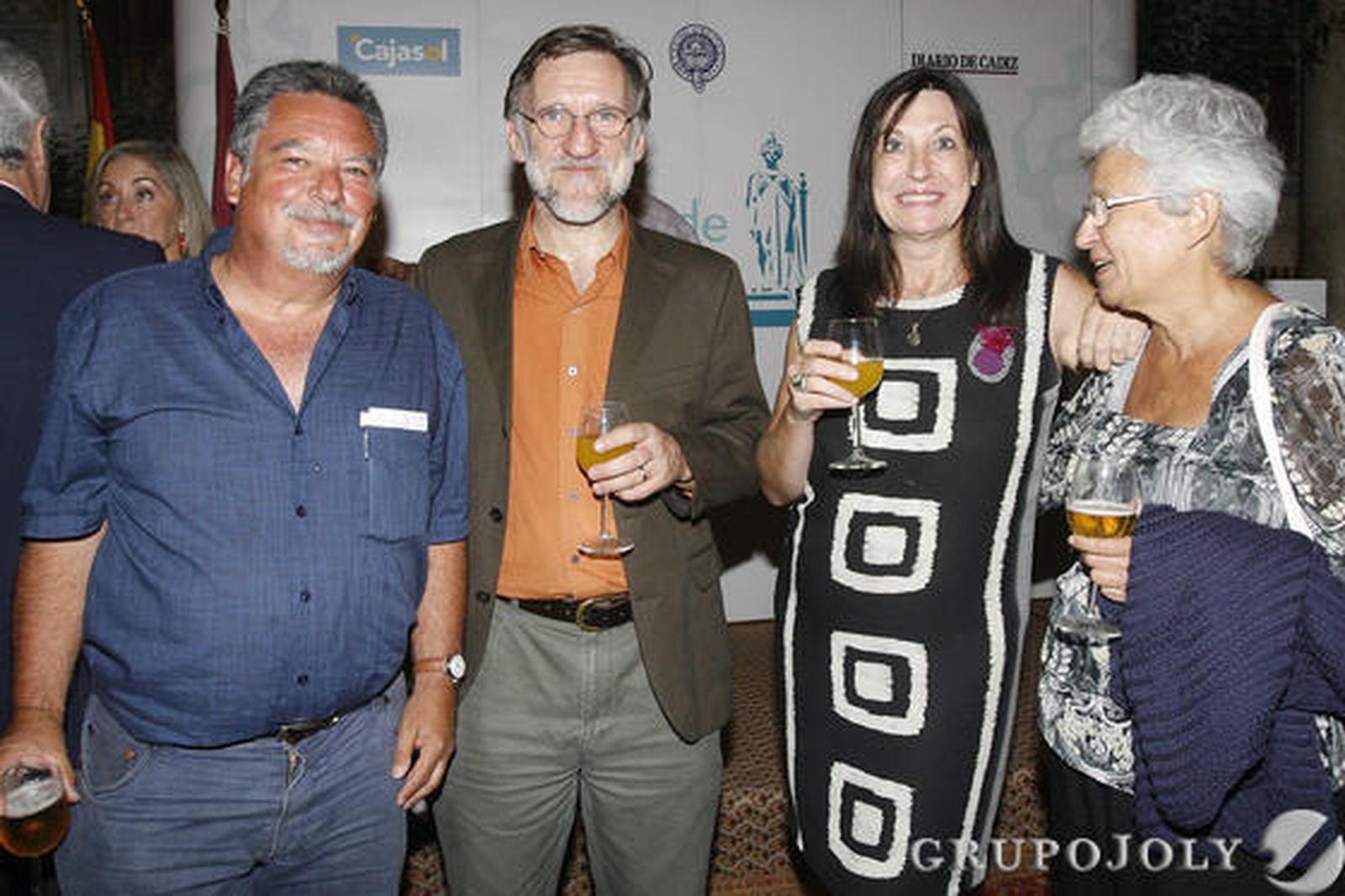 Jesús Alfaro, el conferenciante José Antonio Bastos, la pediatra Ángeles Hernández y la maestra Alicia Mas.

Foto: Joaquin Pino