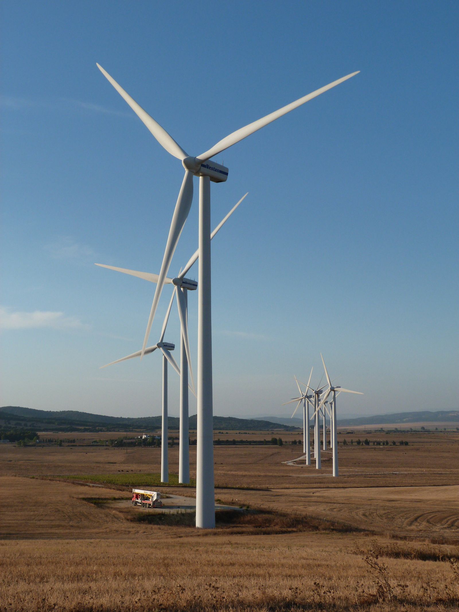 Uno de los parques eólicos vendidos por Audax en Tarifa.