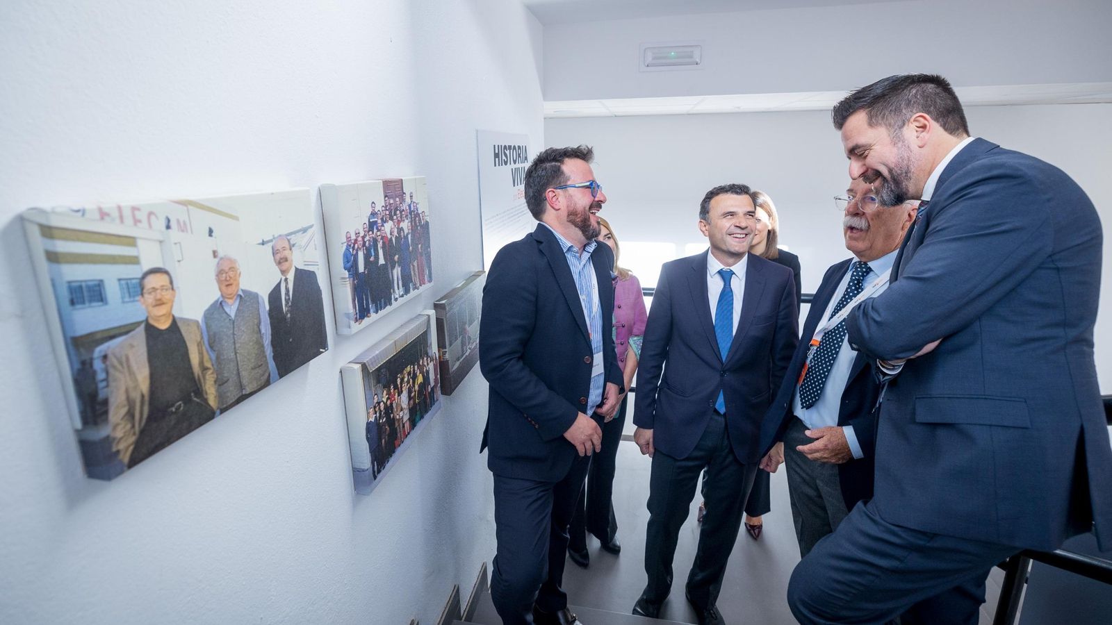 Bruno García y Fran González con Ceferino y Alberto Pérez, propietarios de la empresa gaditana