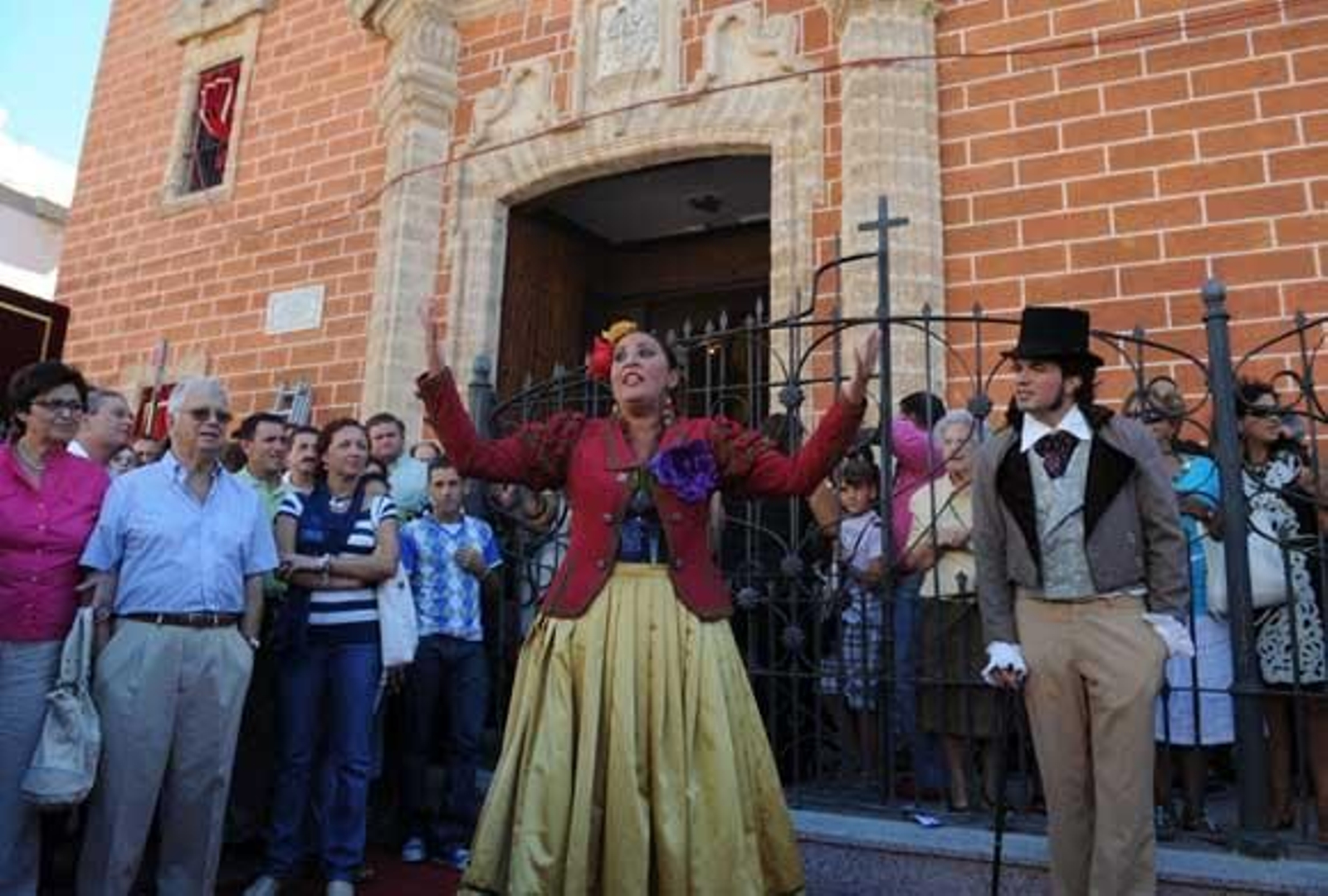 42 actores recrean el cuadro 'Juaramento de Las Cortes Generales y Extraordinarias de 1810' de José Casado del Alisal

Foto: Elias Pimentel