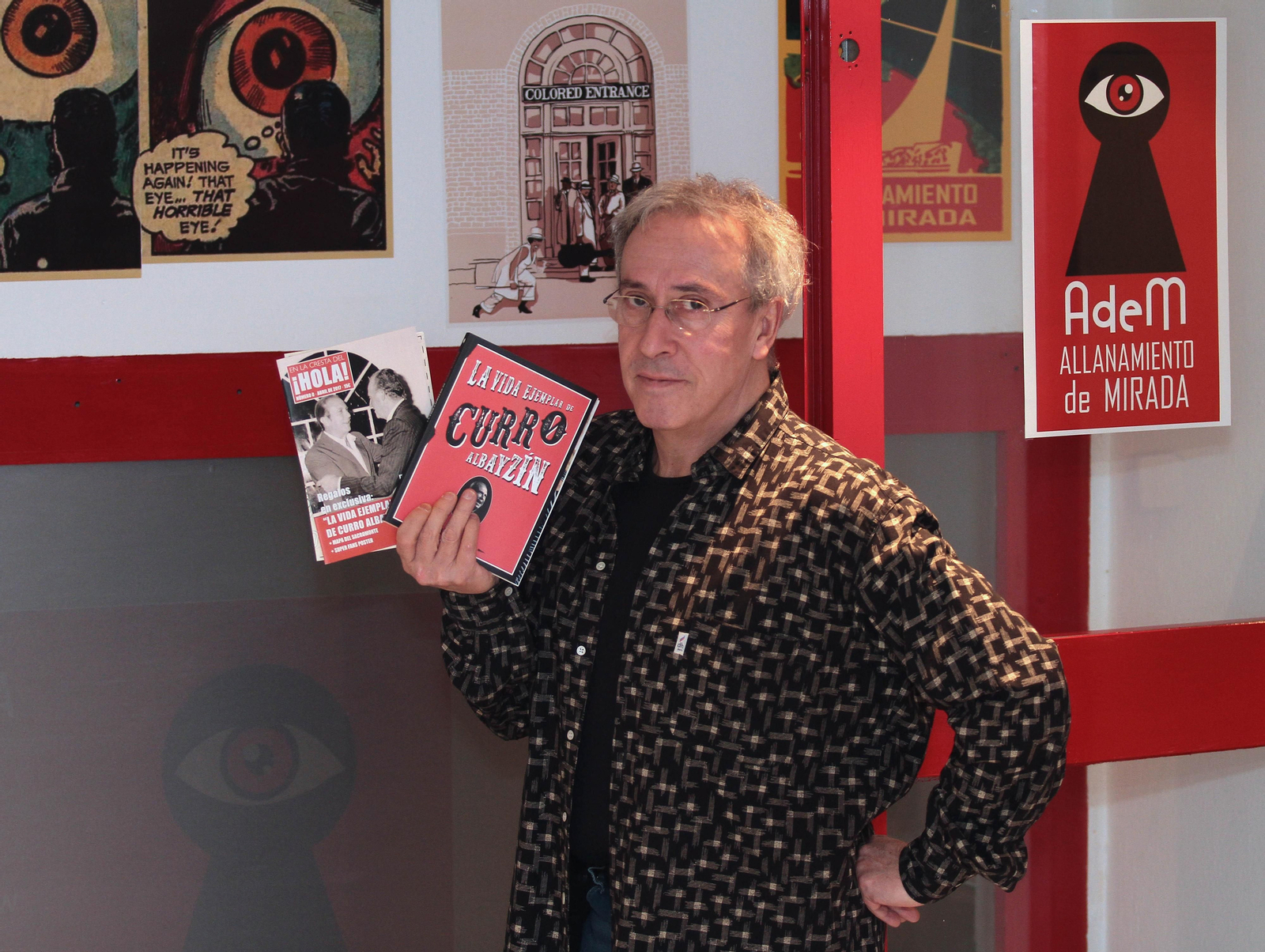 Espínola durante la presentación del anterior 'Librisco' de la colección.