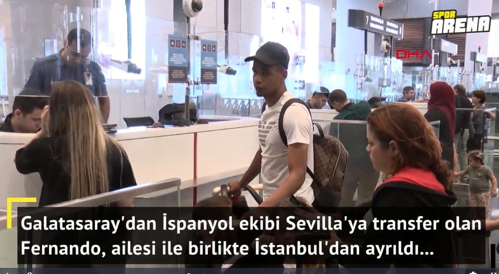 Fernando ha cogido un vuelo en Estambul este jueves para viajar a Sevilla.
