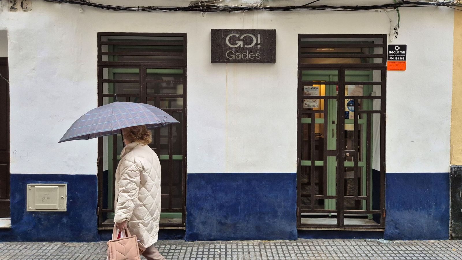 Exterior del centro integral de bienestar y deportivo Go! Gades.