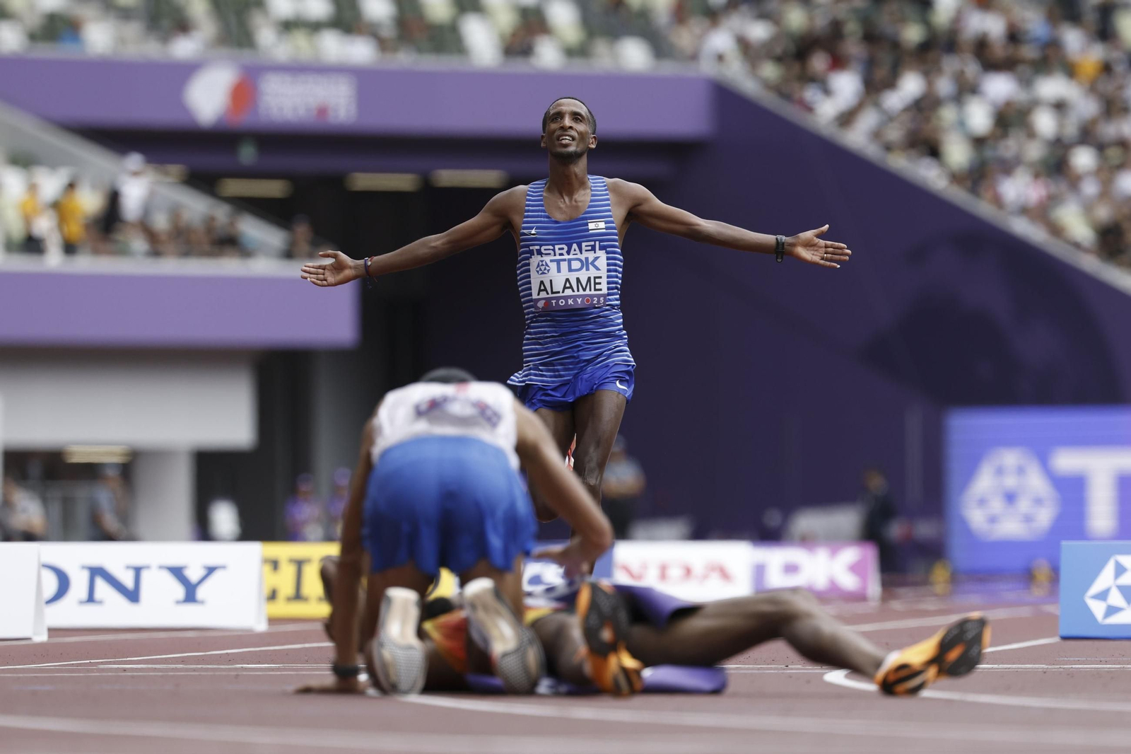 Las fotos del récord mundial de Duplantis y del resto de la jornada