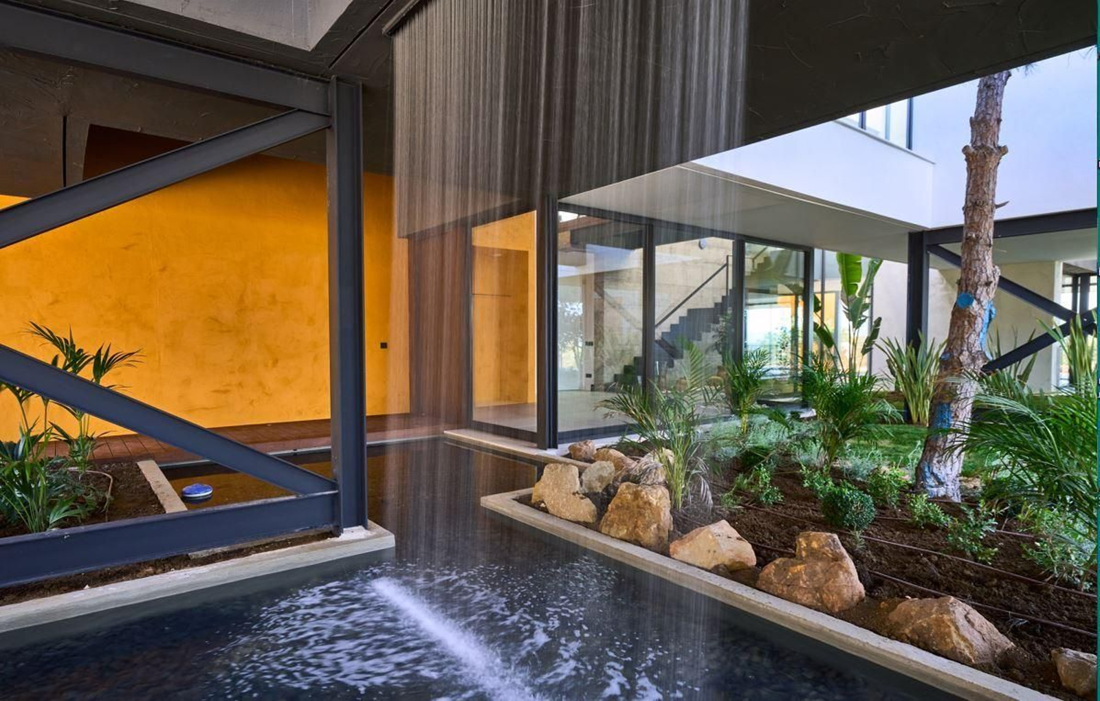 Así es Villa Grazalema, la casa de Sotogrande premiada por la Junta