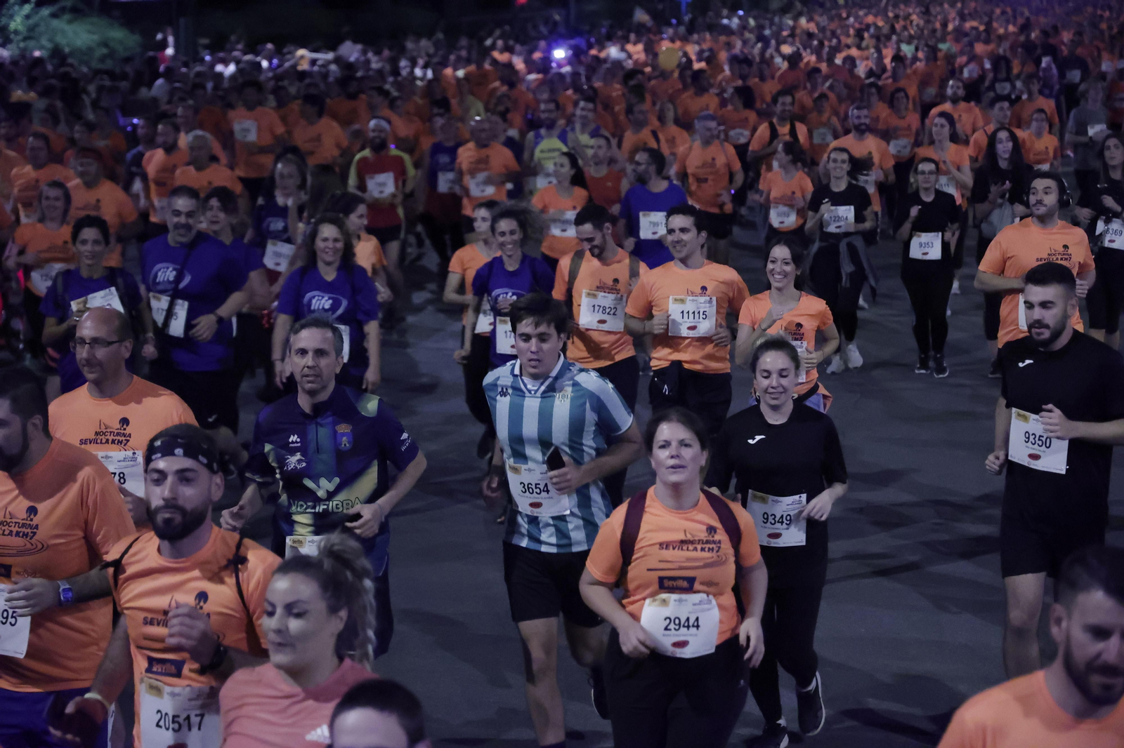 Búscate en la Carrera Nocturna de Sevilla (6)