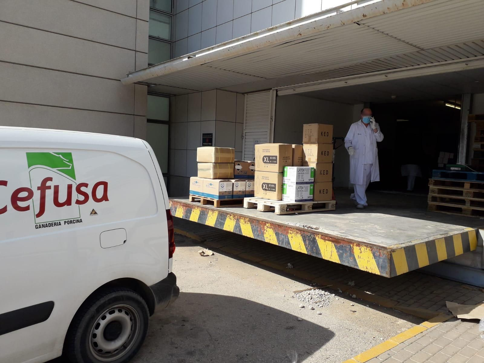 Cefusa dona material de protección a sanitarios.