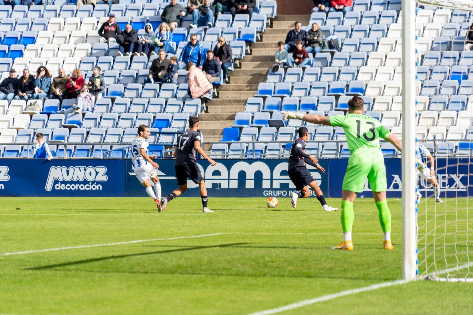 Las mejores imágenes del partido Recreativo de Huelva-Águilas