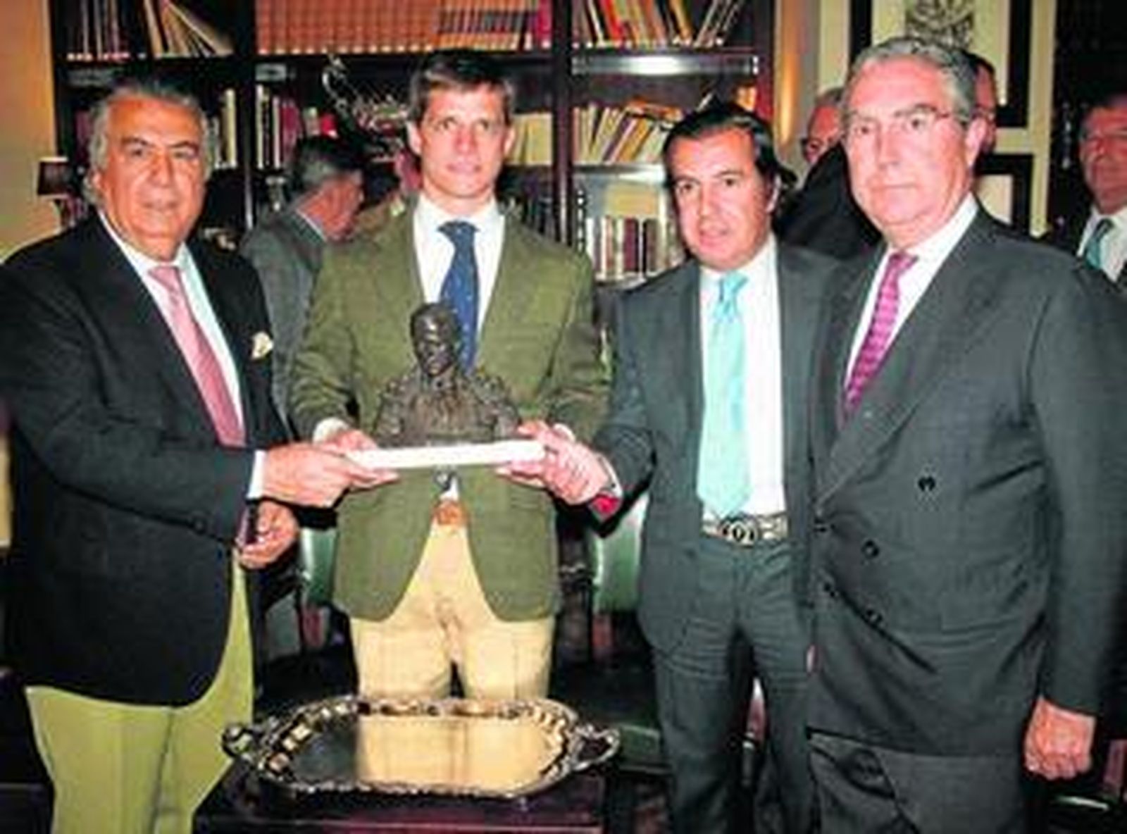 La Tertulia Taurina del Aero distingue a El Juli