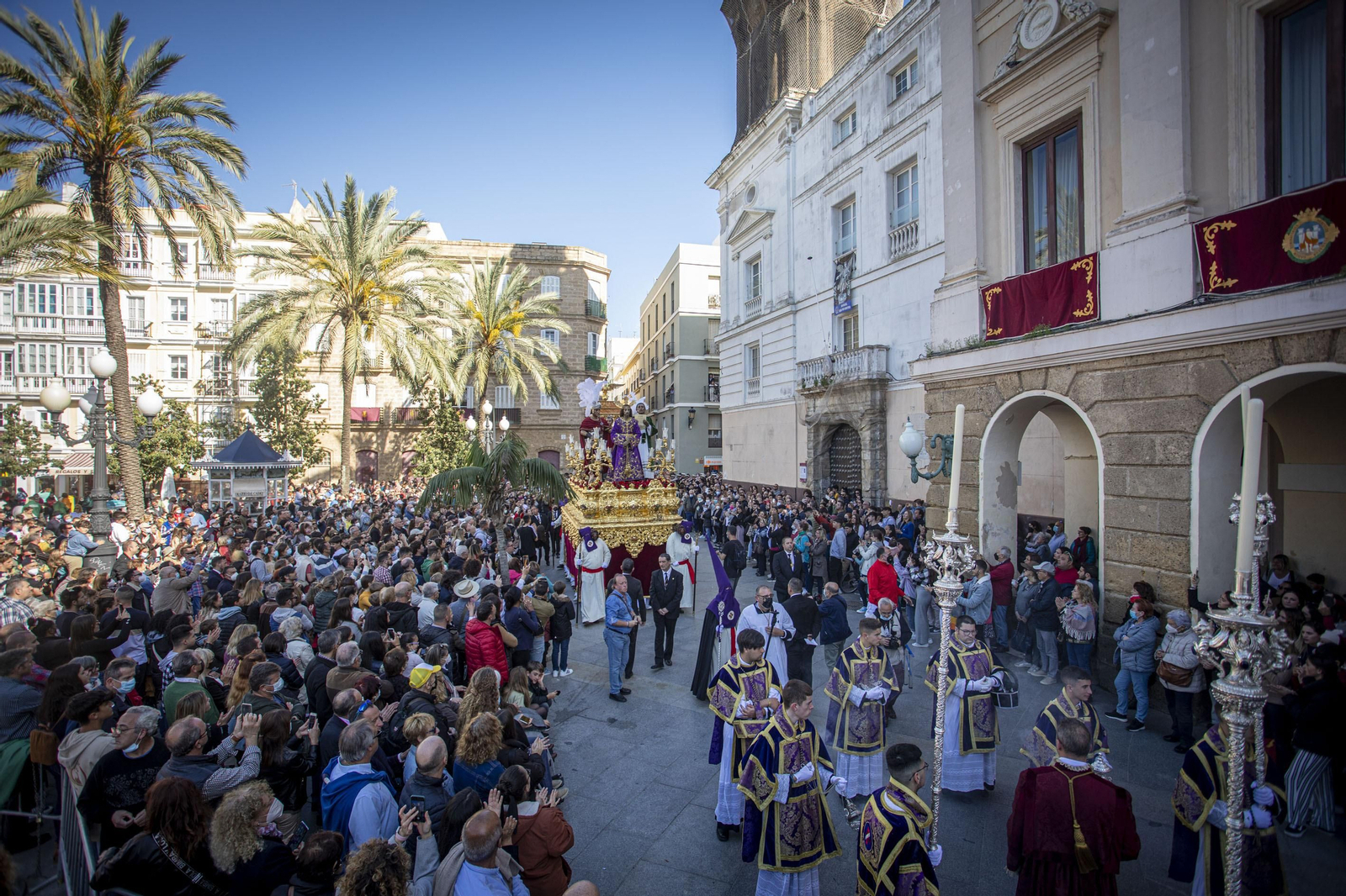 Las imágenes de la cofradía de Sentencia en la Semana Santa de Cádiz 2022