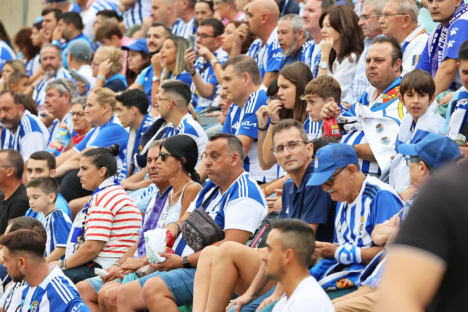 Búscate en las gradas del Betis Deportivo-Recreativo de Huelva