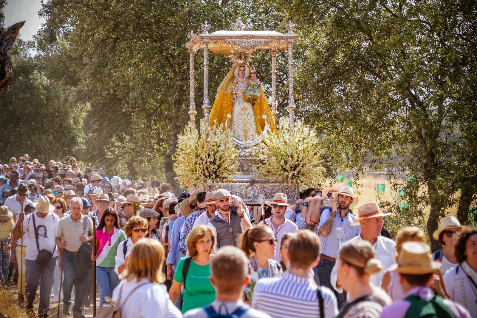 Las mejores imágenes del regreso de la Virgen de Luna a su santuario