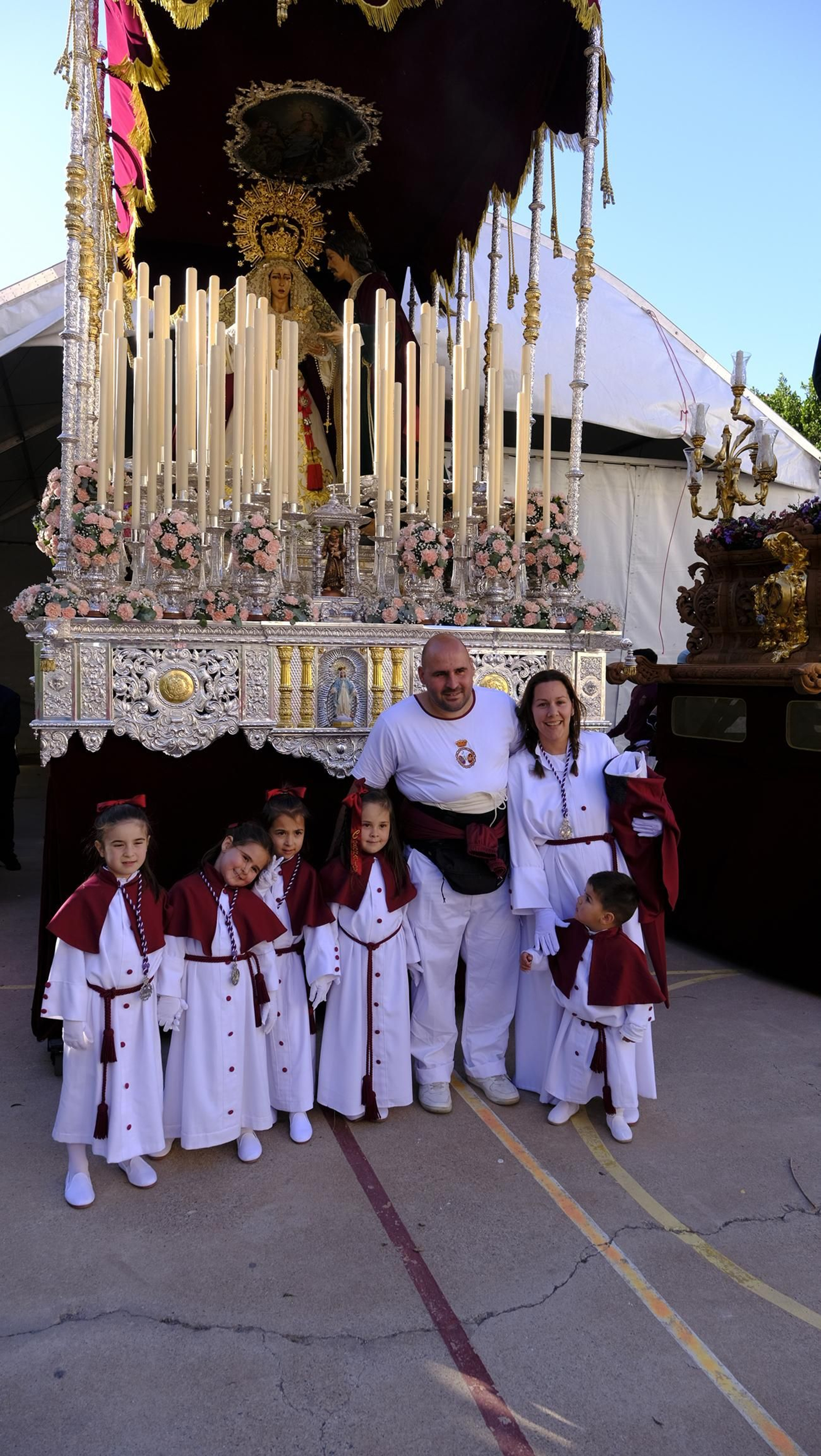 Coronación desaría al viento en su estación de Penitencia