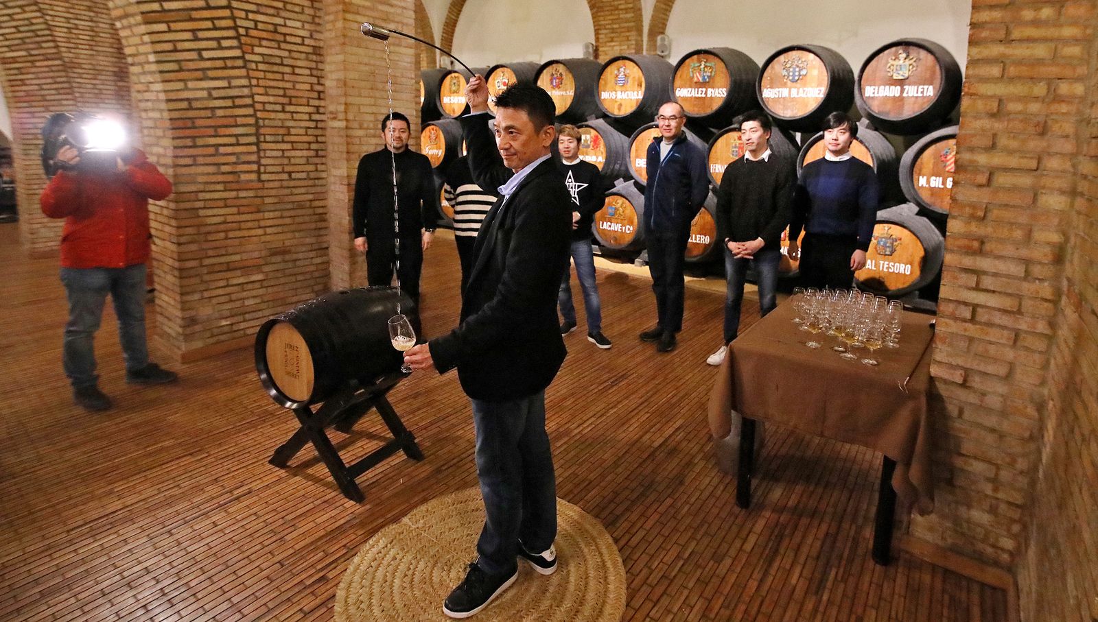 Venenciadores Japoneses en el Consejo