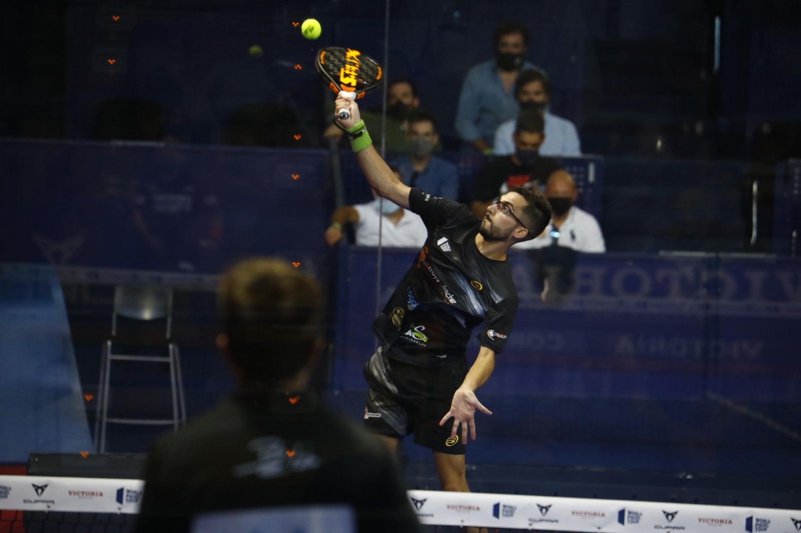 La cara y la cruz de Javi Garrido y Xisco Gil en el World Padel Tour de Córdoba, en imágenes