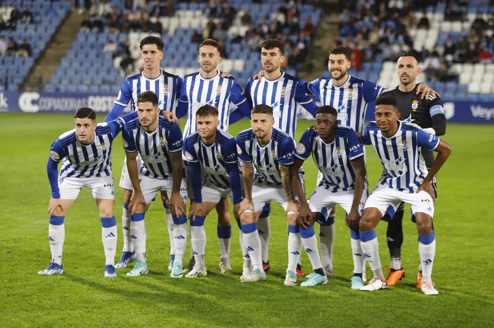 Uno de los onces iniciales del Recreativo de Huelva.