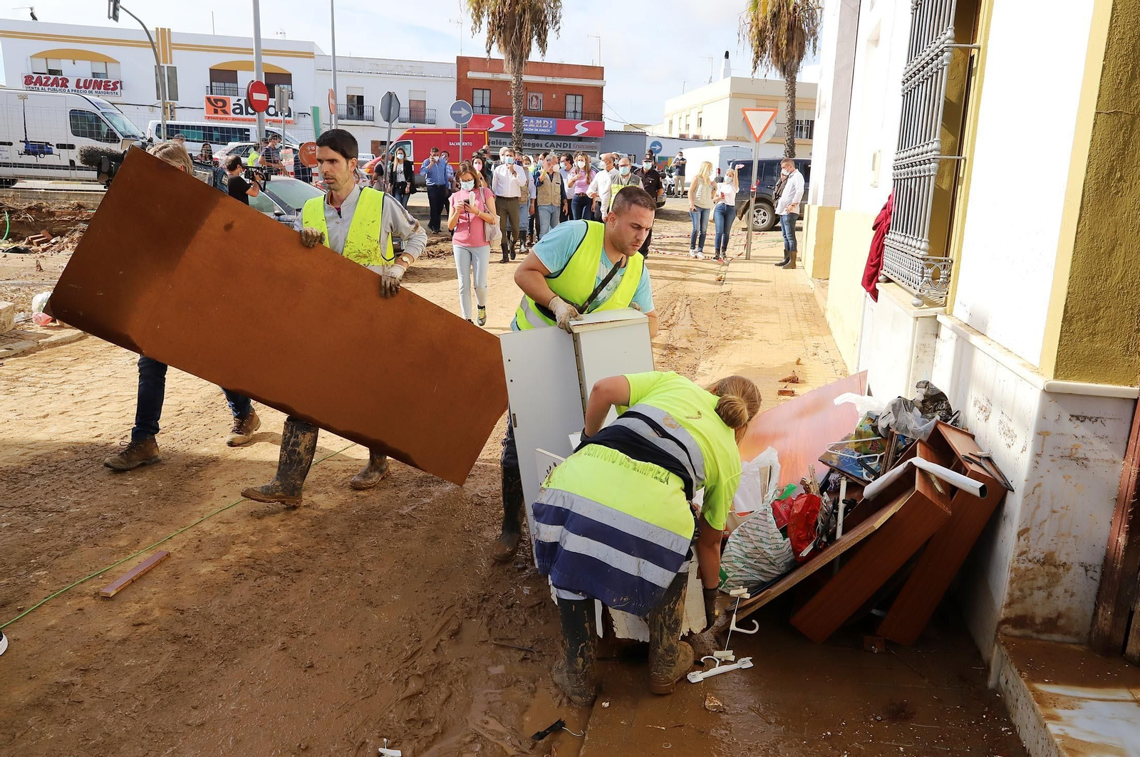 Imágenes de los destrozos provocados por el temporal en Lepe