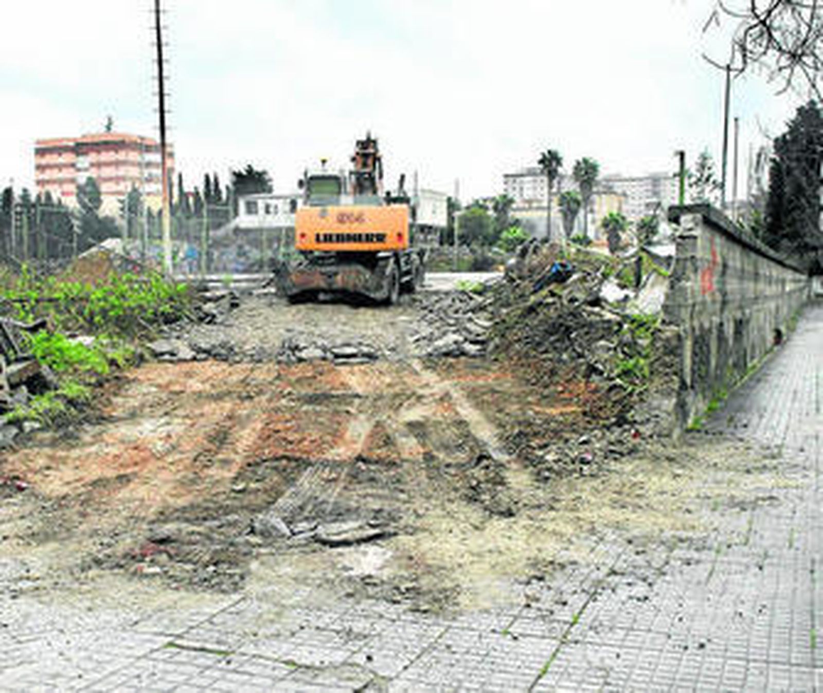 Cae el polideportivo El Calvario de Algeciras