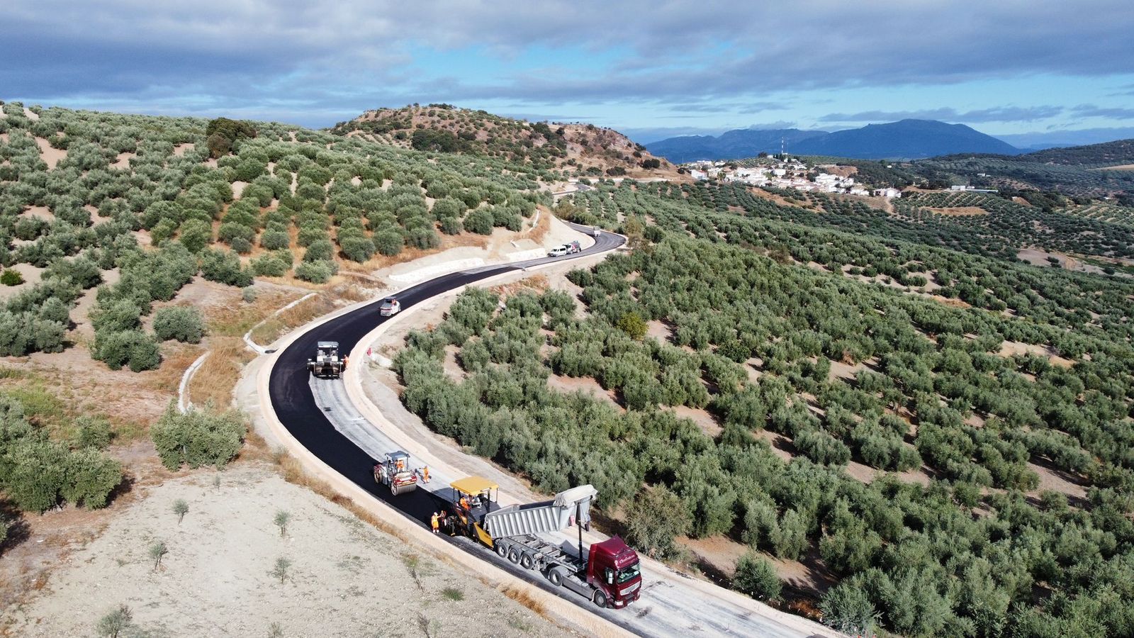 La obra de la carretera Loja-Ventorros (A-4154).